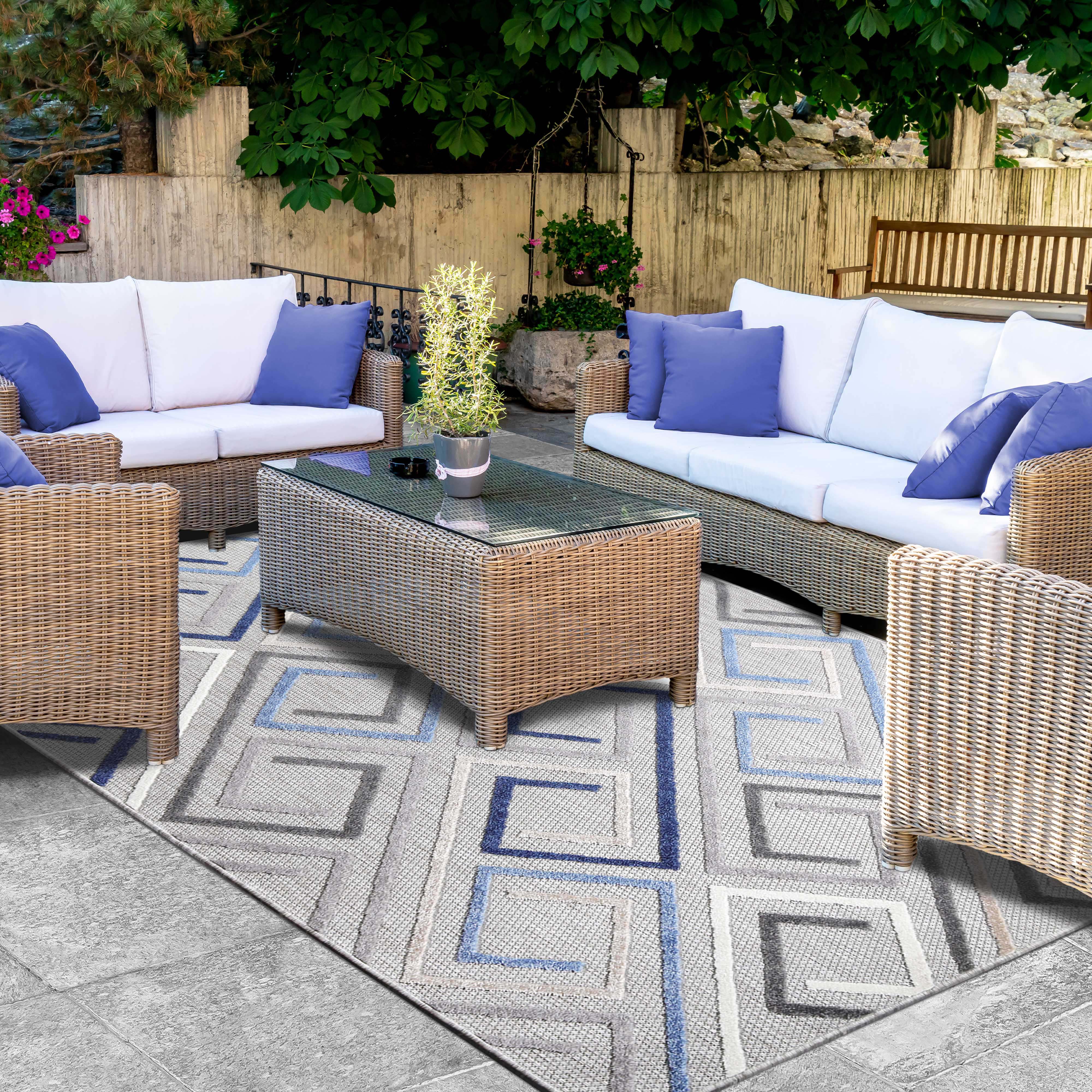 Stylish Geometric Modern Indoor Outdoor Area Rug - Perfect for Living Room, Patio, and Bedroom Decor