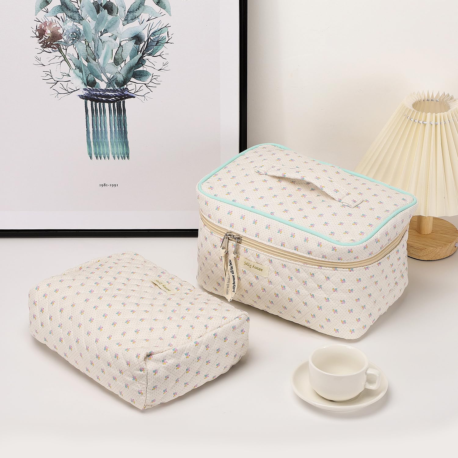 Sightor Large Cotton Quilted Makeup Bag with Handle - Cute Floral Cosmetic Toiletry Bag for Women, Travel Organizer, Perfect for Travel, Gym, and Daily Use