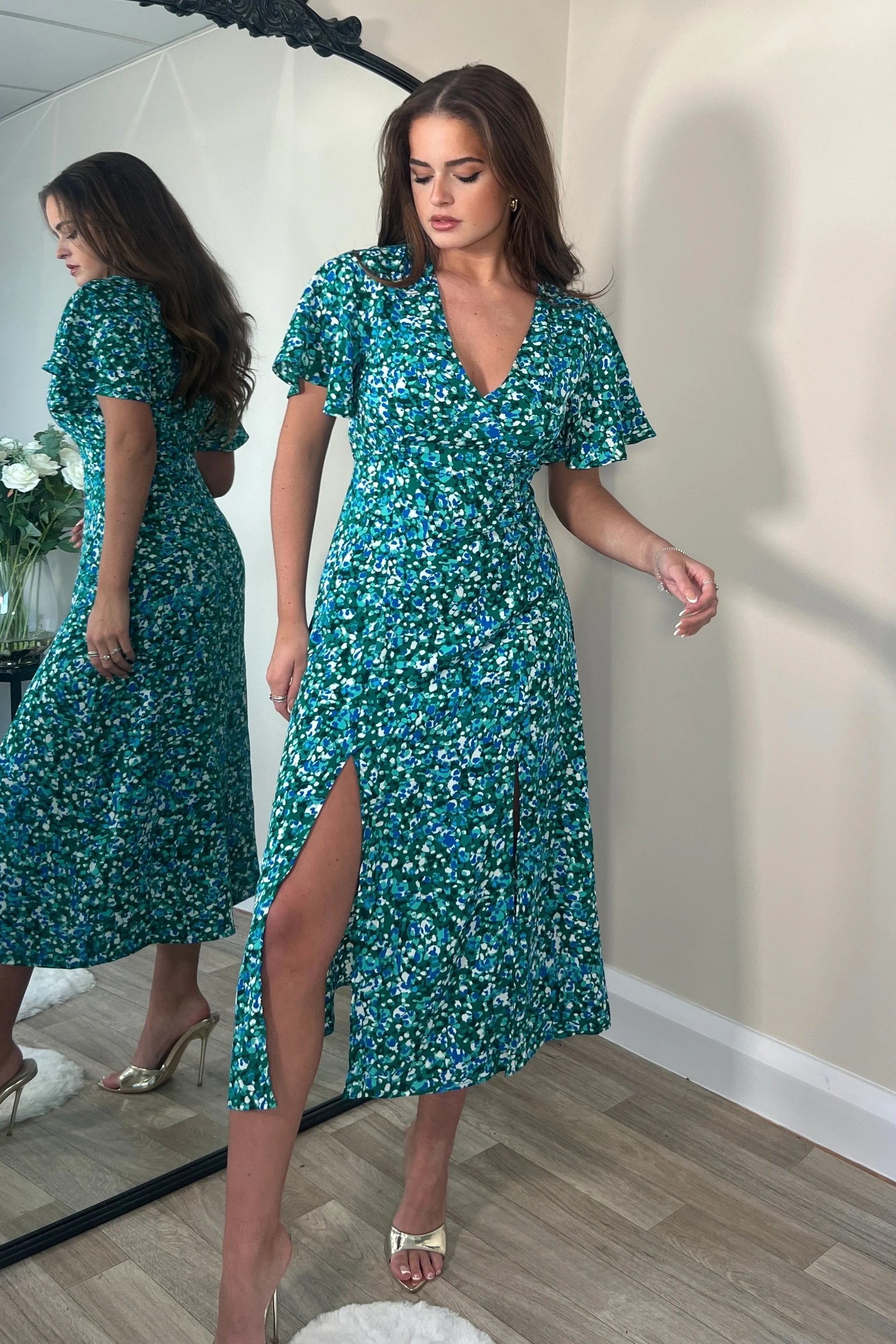 LEVI ANGEL SLEEVE SPLIT LEG MIDI DRESS - Women's Floral Print Summer Dress with Slit Design (Green) | Perfect for Beach Vacation, Date Night & Casual Outings