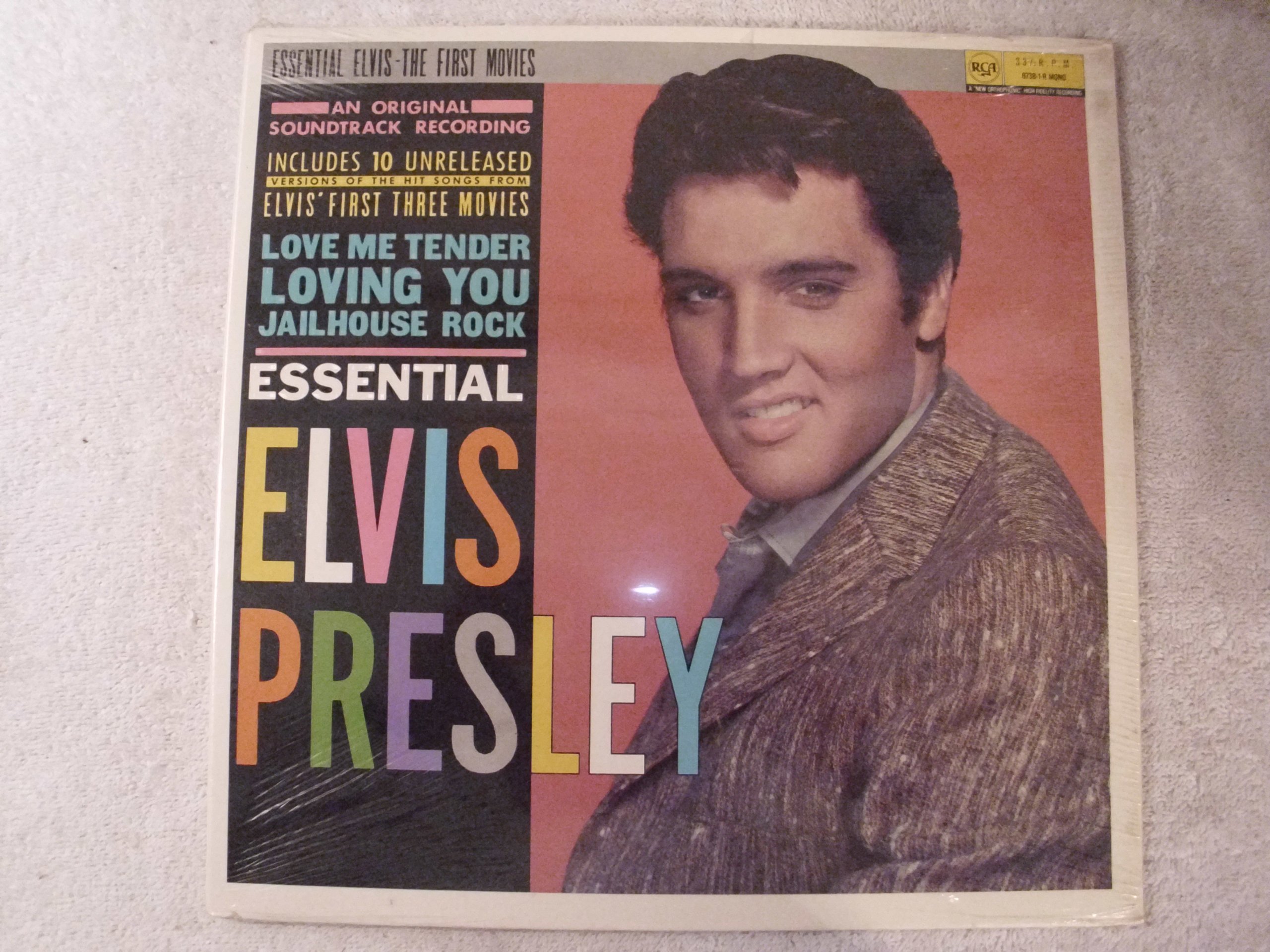 Elvis Presley Merchandise - Official T-Shirts, Posters & Collectibles for Fans | Perfect for Concerts, Gifts & Home Decor