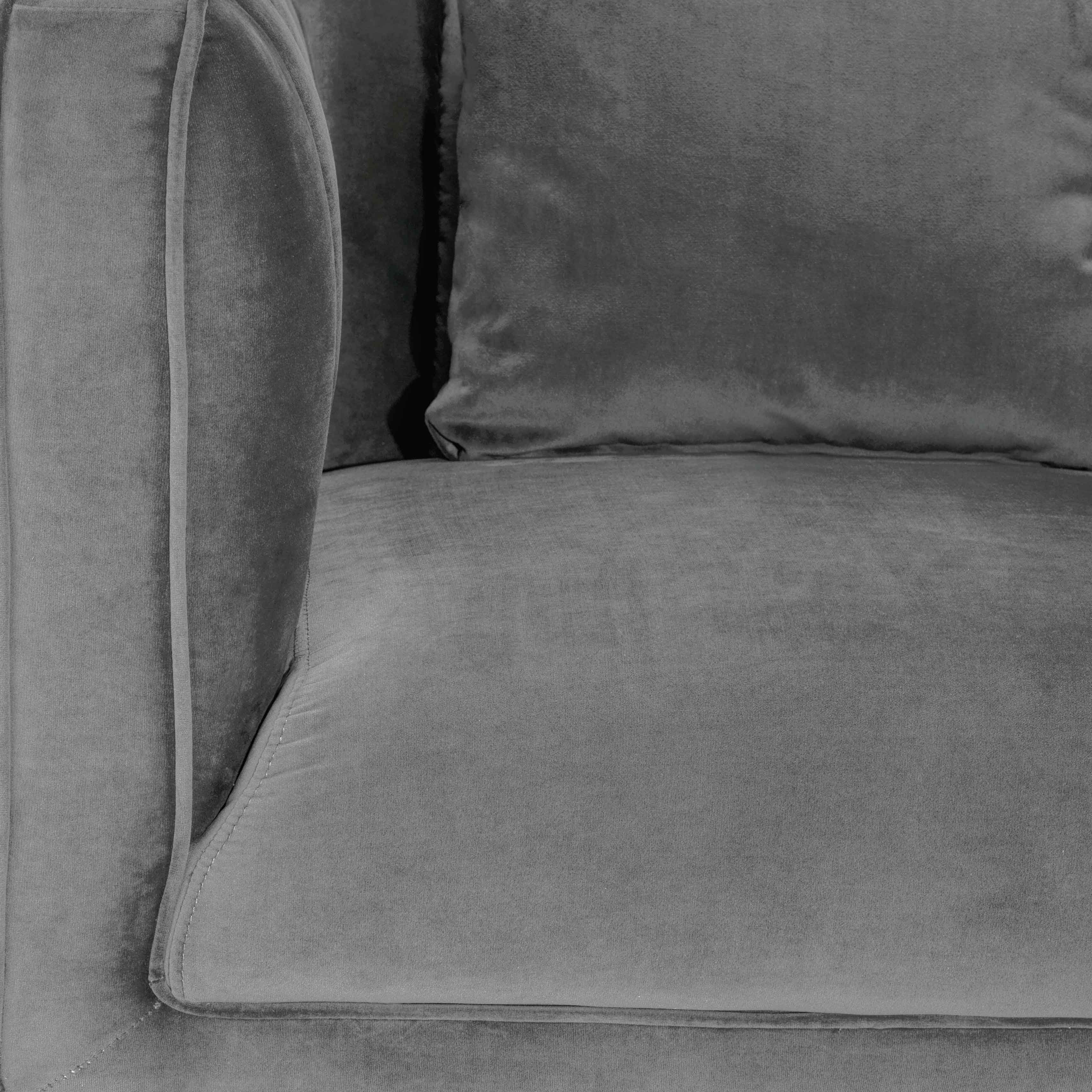 Celina Chair - Light Grey Modern Accent Chair for Living Room, Bedroom & Office - Comfortable Upholstered Lounge Seating