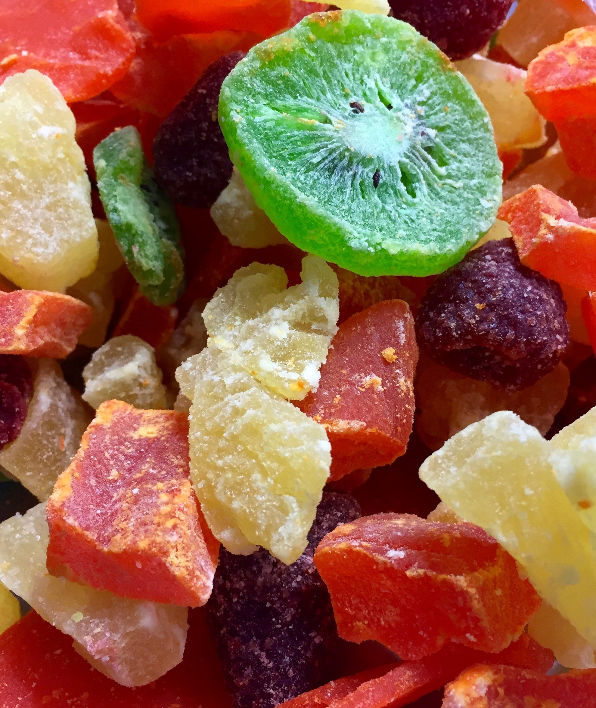Yankee Traders Premium Tropical Island Dried Fruit Blend Mix - 2lb Bag | Healthy Snack for Hiking, Camping & Office | Natural Dried Mango, Pineapple, Papaya & Coconut