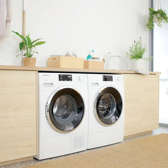 Miele 9kg White Heat Pump Tumble Dryer TWH780WP - Energy Efficient Laundry Solution for Home & Apartment Use