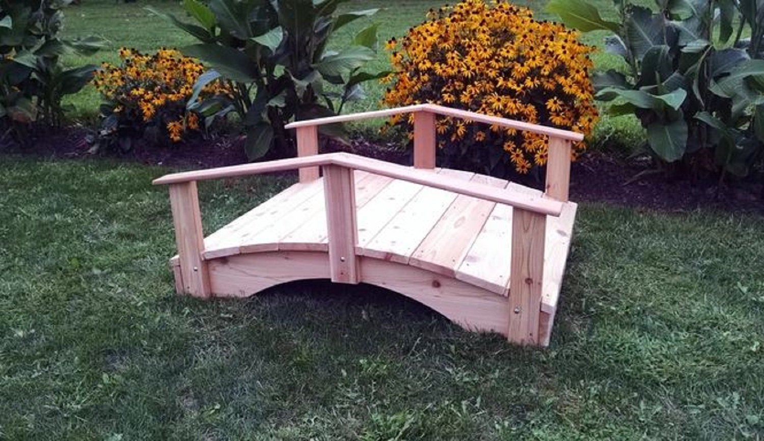 Handcrafted Oriental Garden Cedar Bridge - Rustic Wooden Footbridge for Outdoor Landscaping & Zen Garden Decor | Perfect for Backyard Ponds, Japanese Gardens & Natural Pathways