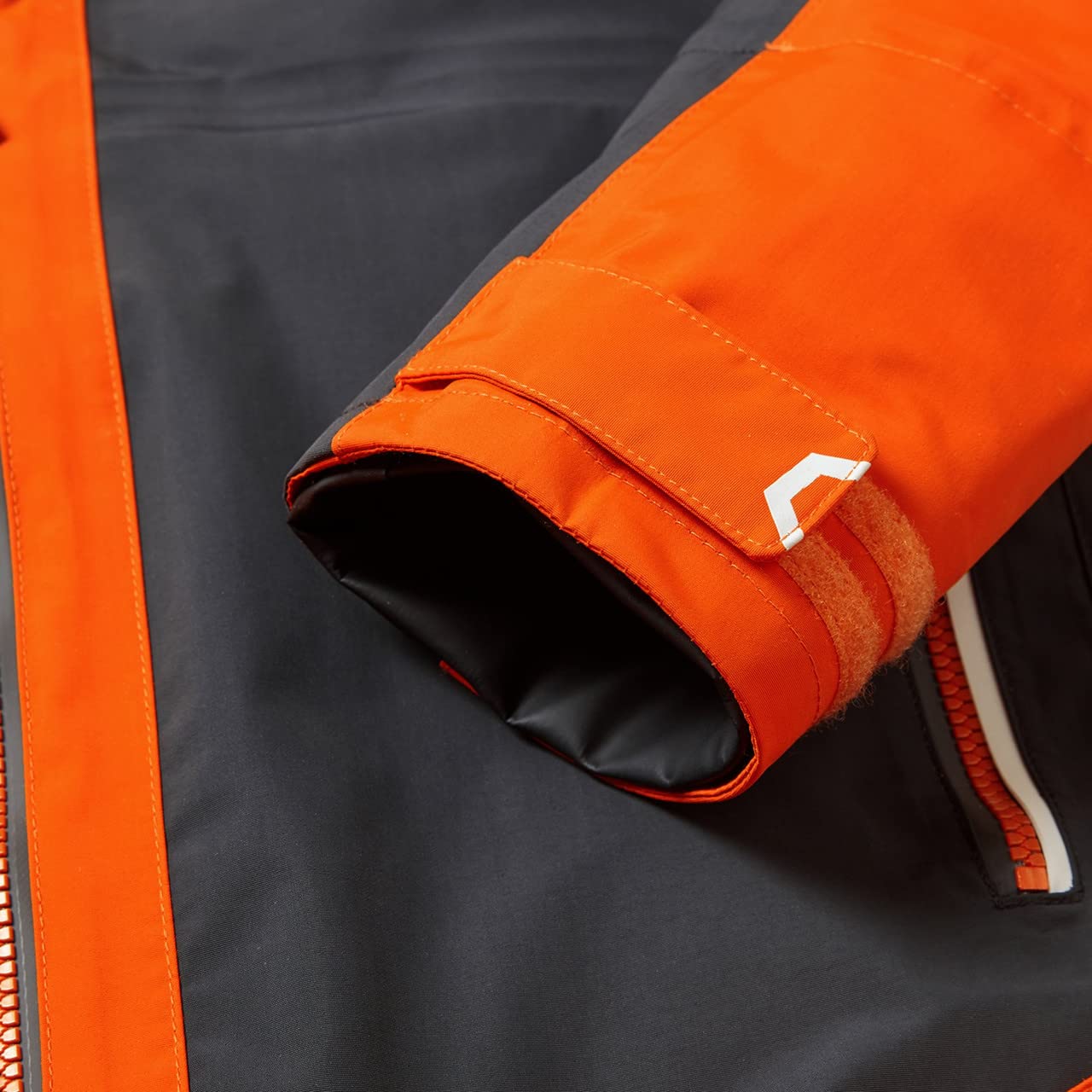 Gill Race Fusion Jacket - Lightweight Waterproof Sailing Jacket for Men & Women - Perfect for Boating, Fishing & Outdoor Adventures
