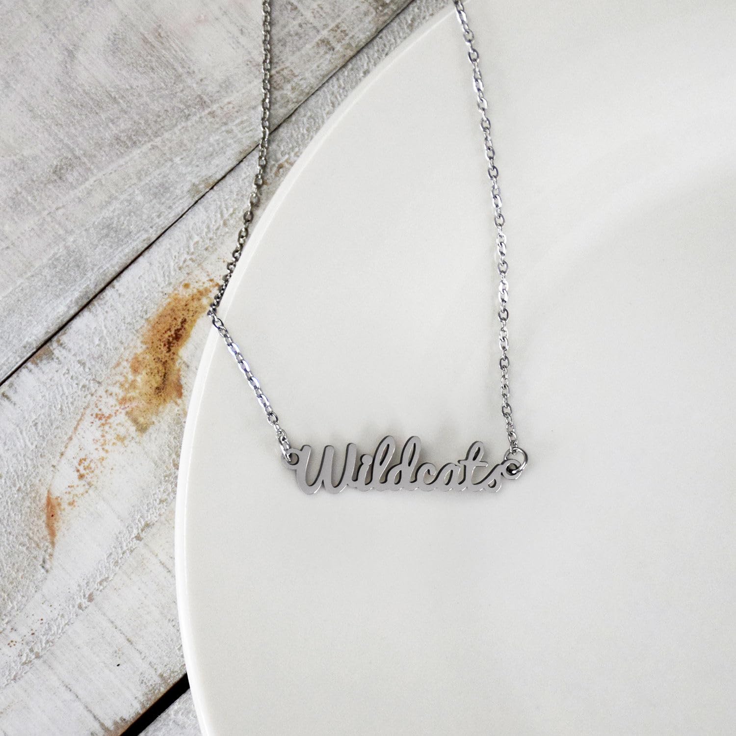 Fan Freanzy Athletic Script Necklace - Elegant Sports Jewelry for Women - Perfect for Workouts, Gifts & Everyday Wear