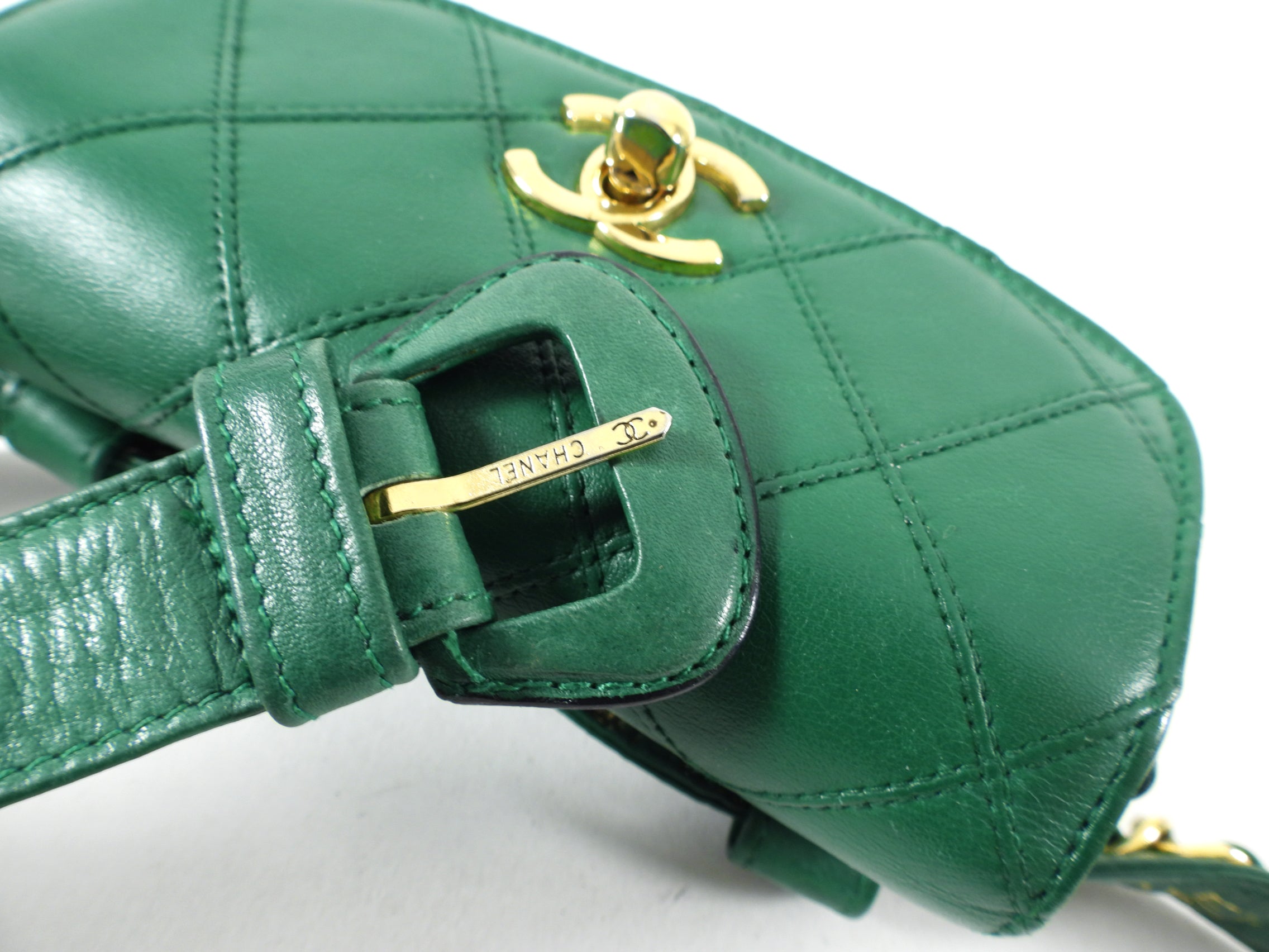 Vintage Chanel Green Waist Belt Bag from Early 1980s - 28-30 Inch Adjustable - Perfect for Retro Fashion & Evening Events