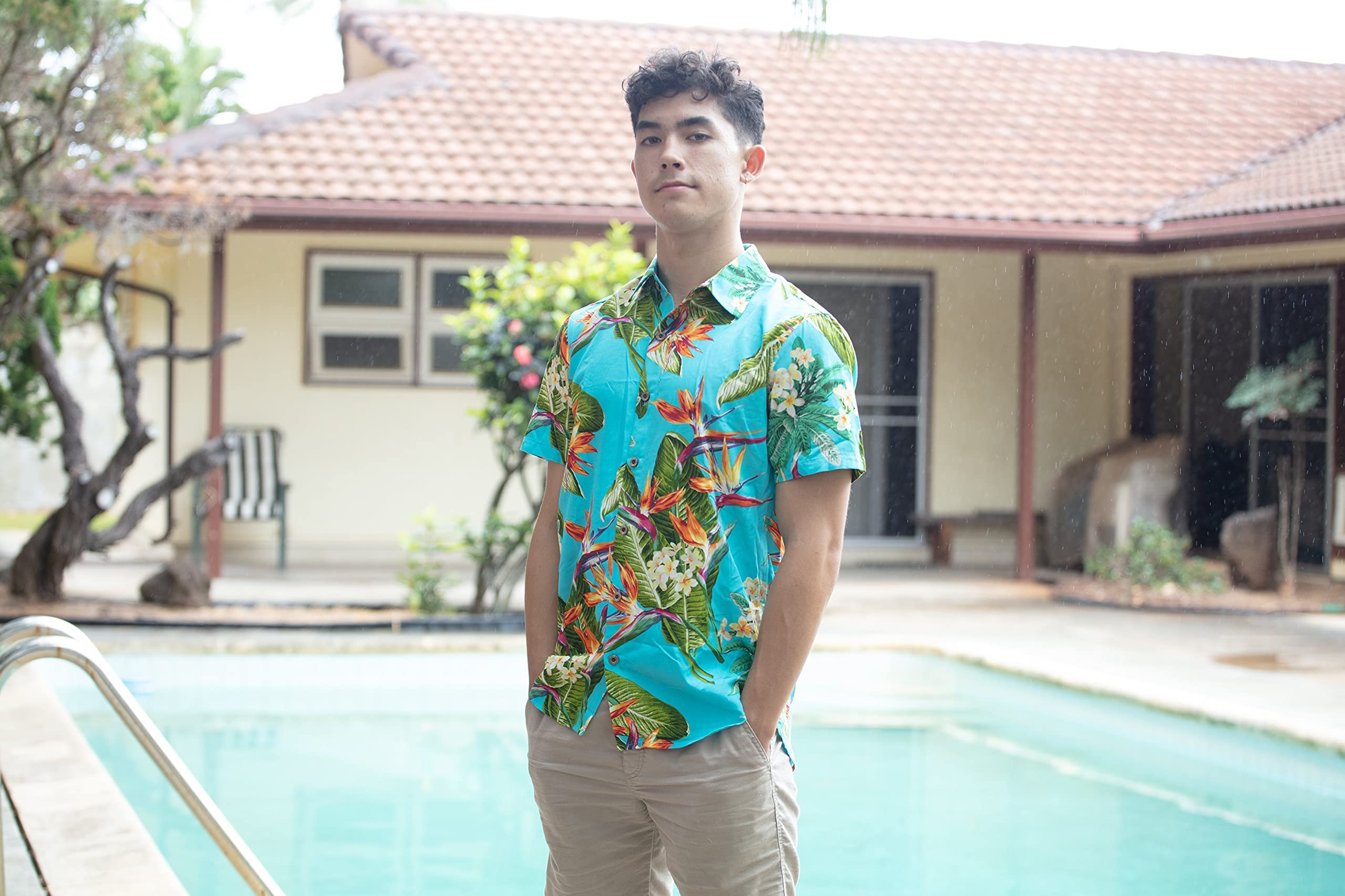 Men's Birds of Paradise Short Sleeve Hawaiian Aloha Shirt - Tropical Summer Casual Wear for Beach Vacation & Luau Parties