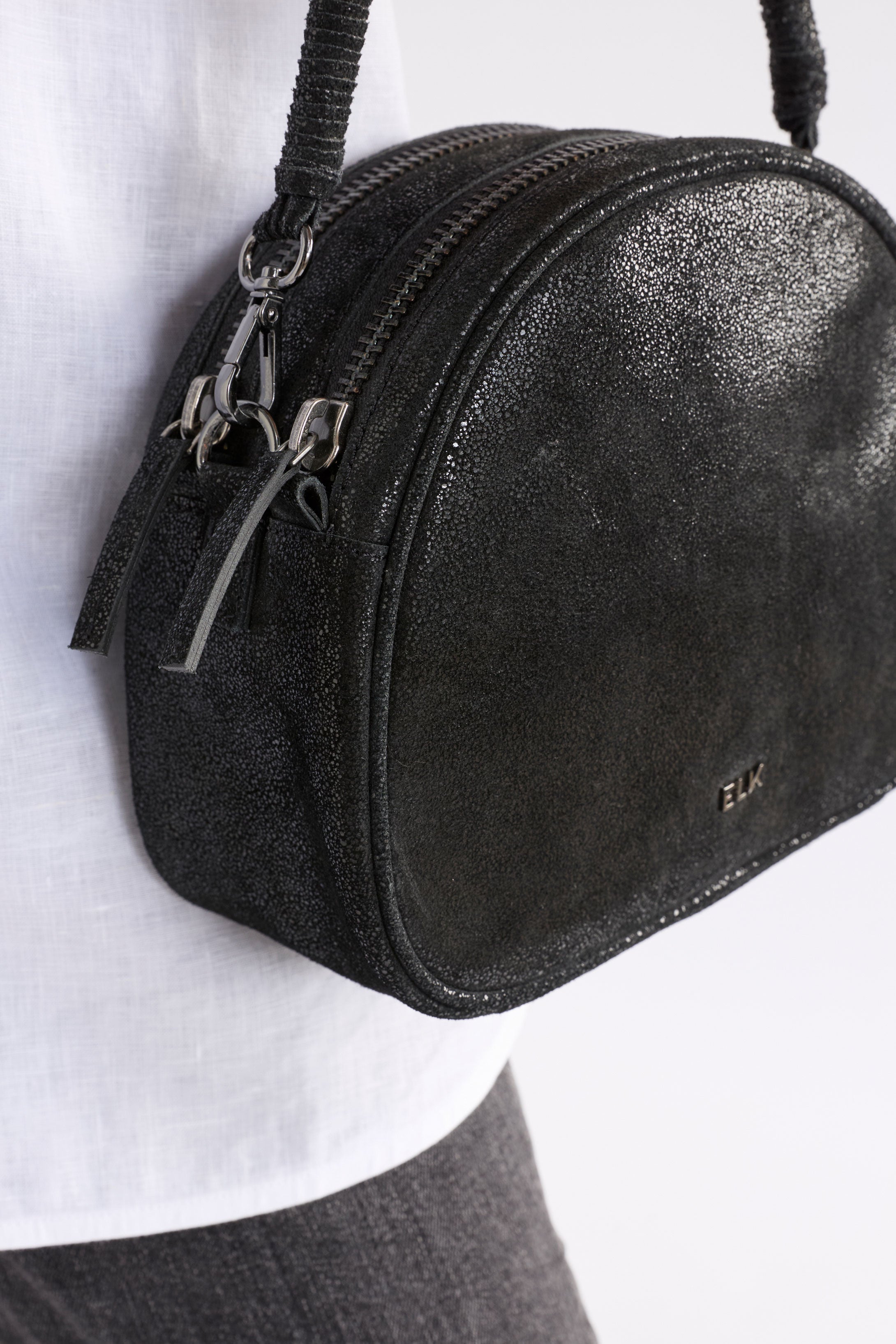 Stylish Kjeld Crossbody Bag for Women - Fashionable & Functional Shoulder Purse - Perfect for Travel, Work & Everyday Use