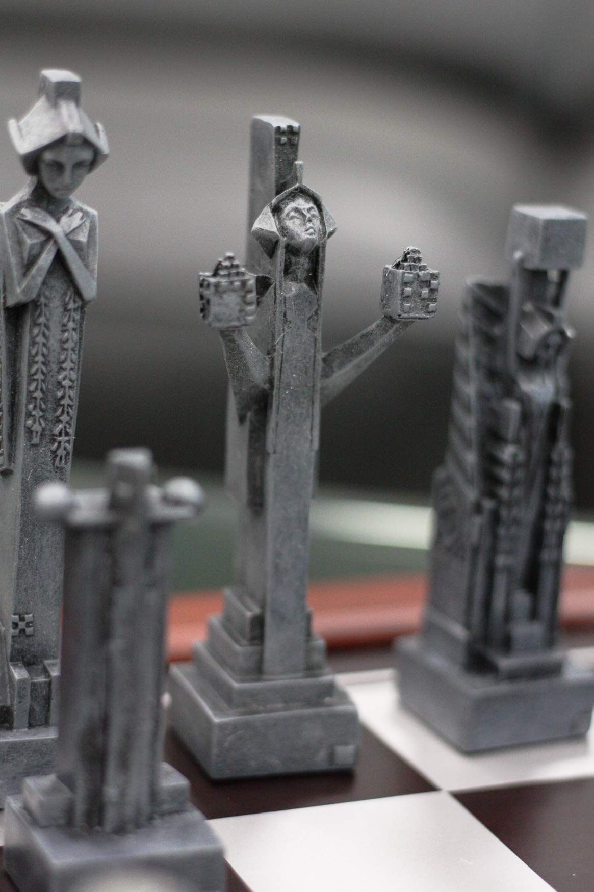 Frank Lloyd Wright Midway Gardens Chess Set - 19