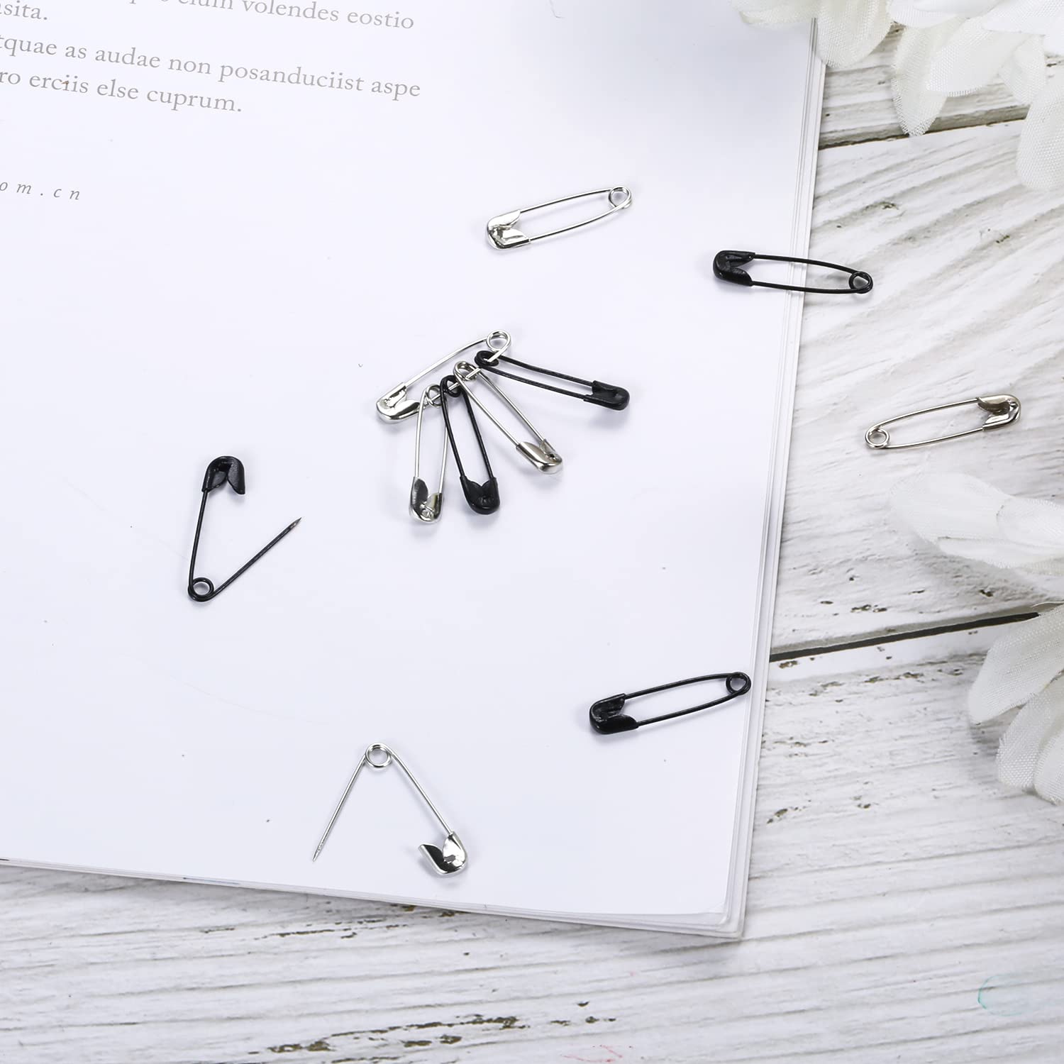 120pcs Nickel Plated Stainless Steel Safety Pins - 19mm Small Black & Silver Assorted Safety Pins with Clear Storage Case for Clothes Sewing, DIY Jewelry Making, Handicrafts & Emergency Repairs | Perfect for Tailoring, Quilting, Fabric Arts & Travel Sewing Kit