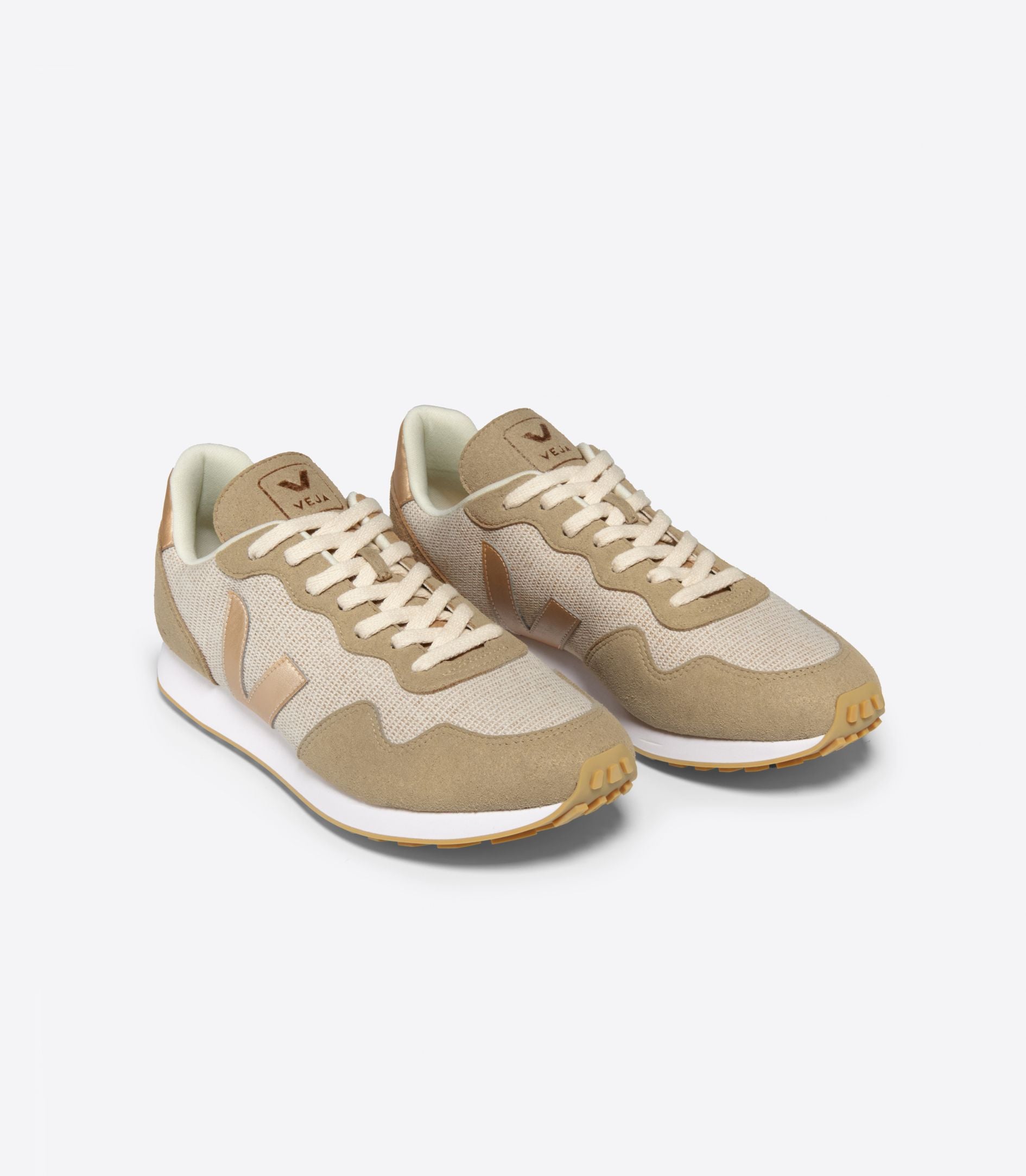 Veja Women's SDU Sneakers in Natural Platine - Eco-Friendly Vegan Leather Casual Shoes for Everyday Wear & Sustainable Fashion