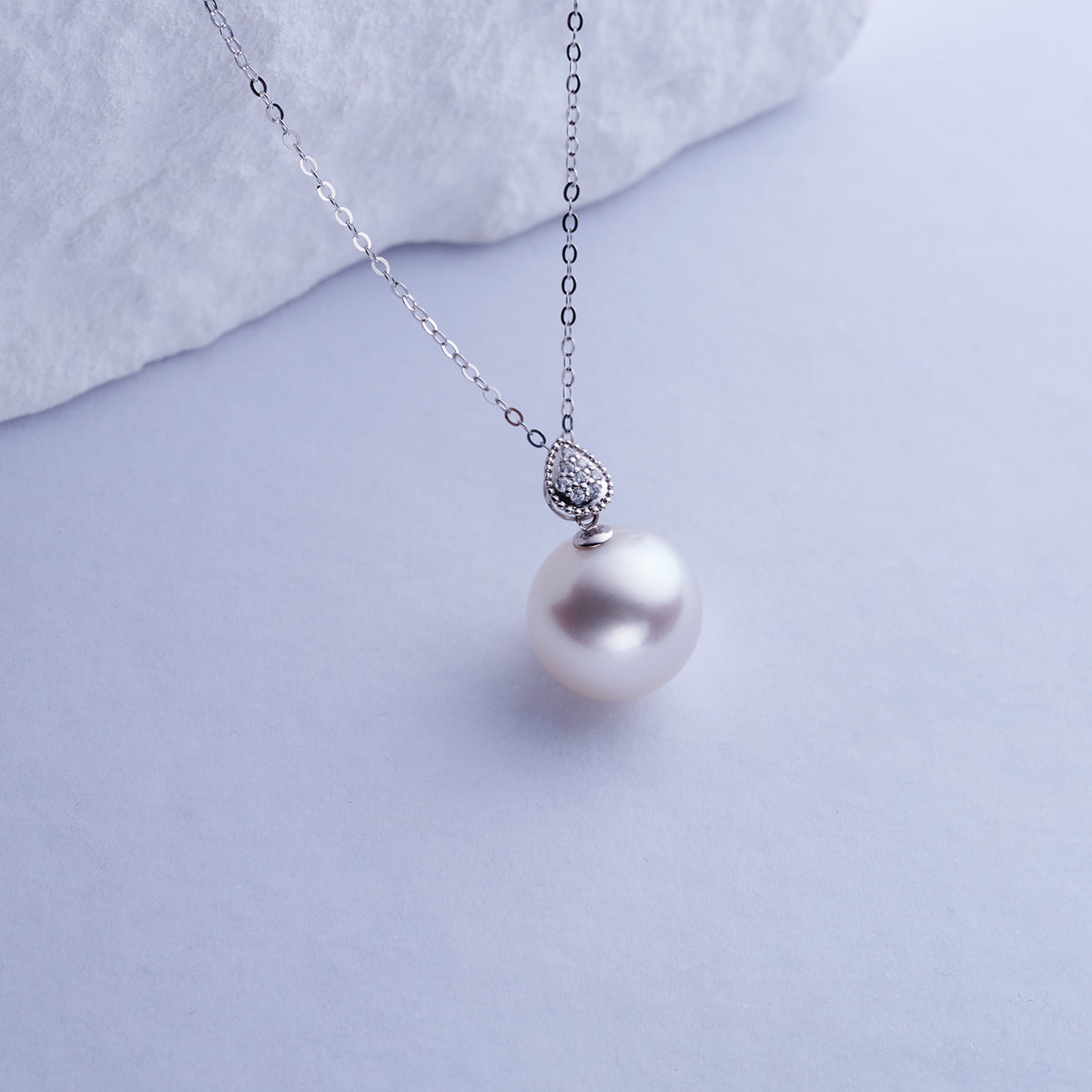 18K Solid Gold Australian White South Sea Pearl Necklace - Elegant Jewelry Gift for Women (KN00231) | Perfect for Weddings, Anniversaries & Special Occasions