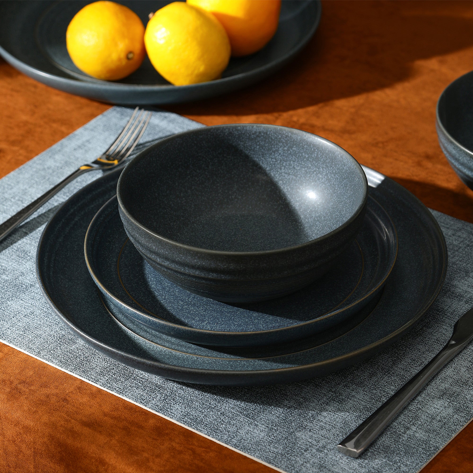 Premium Elio Stoneware Dinnerware Set - Elegant Blue Ceramic Plates, Bowls & Mugs - Durable & Microwave Safe - Perfect for Family Dinners, Entertaining & Everyday Use