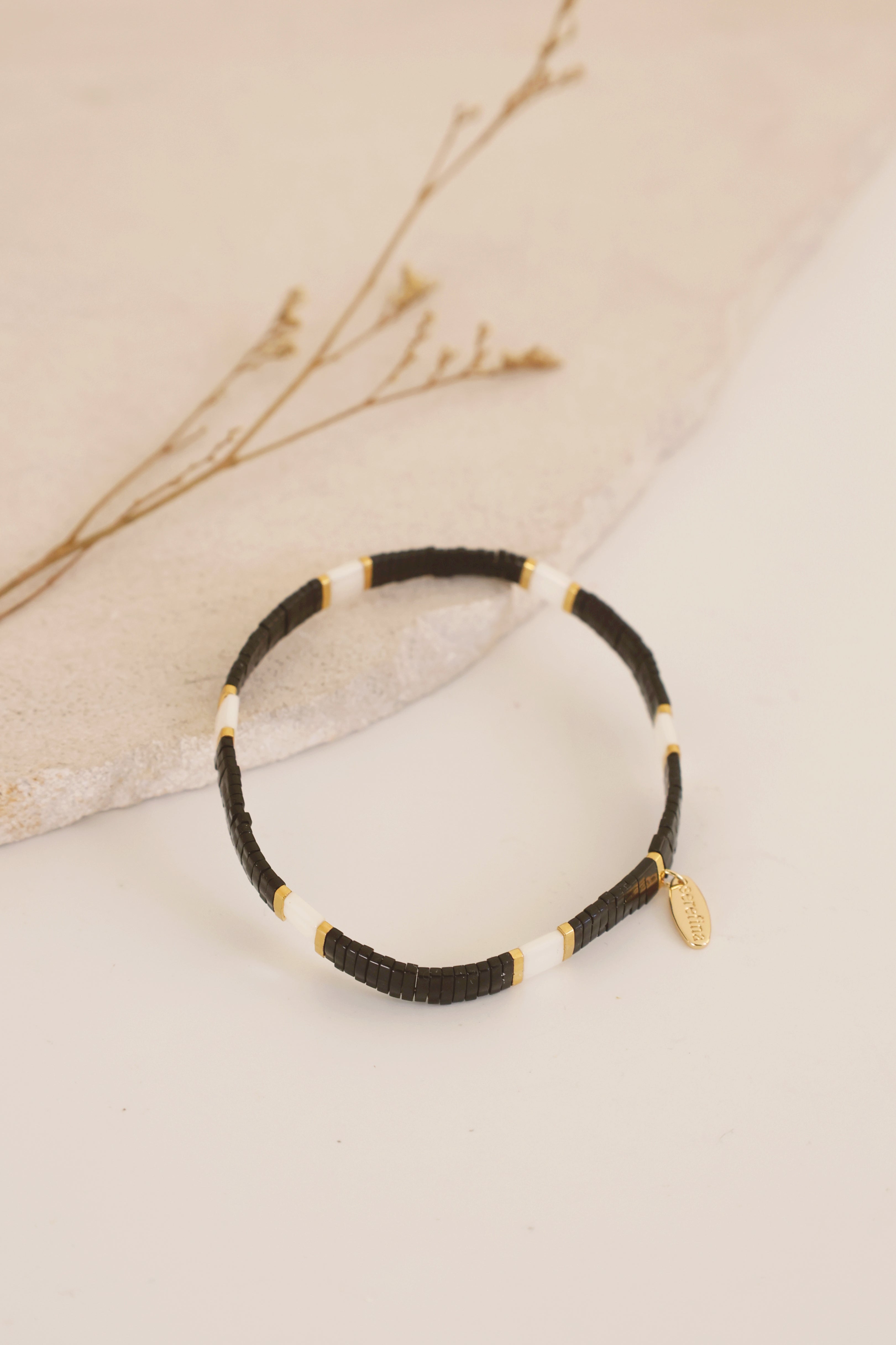 Black Beaded Chicklet Bracelet for Women - Stylish Handmade Beaded Jewelry for Everyday Wear, Parties & Gifts