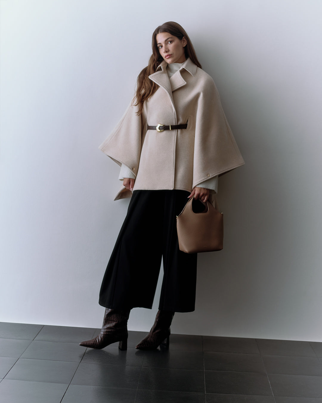 Warm Wool Cape for Women - Soft & Cozy Winter Shawl Wrap - Perfect for Outdoor Activities, Travel & Casual Wear