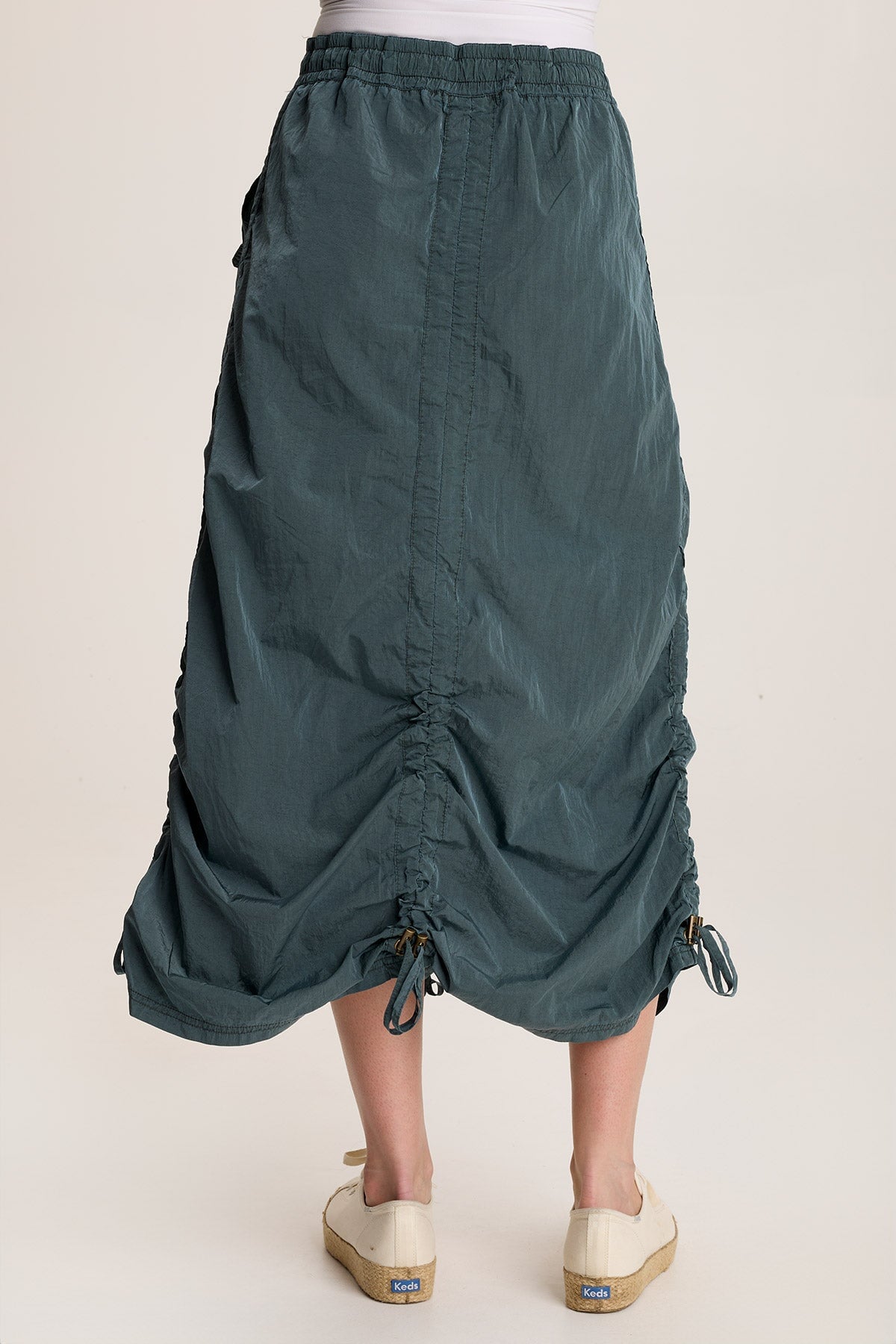 Zeno Ruched Sporty Cargo Midi Skirt for Women - Stretchy High Waist Casual Skirt with Pockets | Perfect for Workout, Running, Yoga & Streetwear Fashion