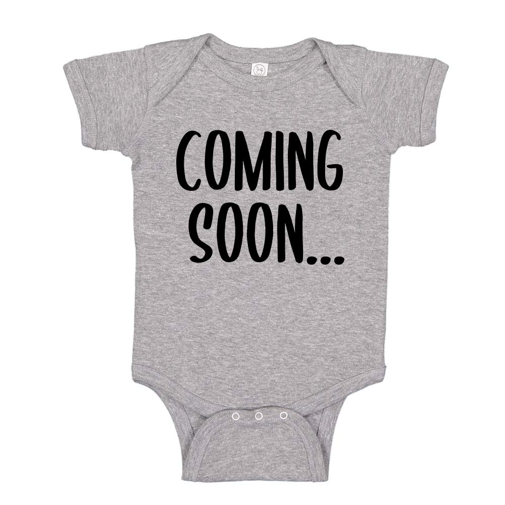 Adorable Baby Bodysuit for Pregnancy Announcement - Perfect for Maternity Reveal Photos & Family Surprise Gifts | Gender Reveal, Baby Shower & Newborn Photo Prop