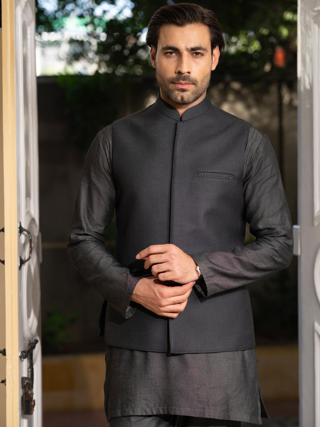 Stylish Blended Dark Grey Waistcoat for Men - Slim Fit Formal Vest - Perfect for Office Wear, Business Meetings & Wedding Attire