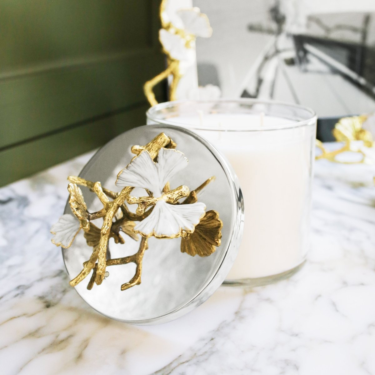 Butterfly Ginkgo Gold Scented Candle - Elegant Home Decor for Relaxation, Meditation & Romantic Ambiance