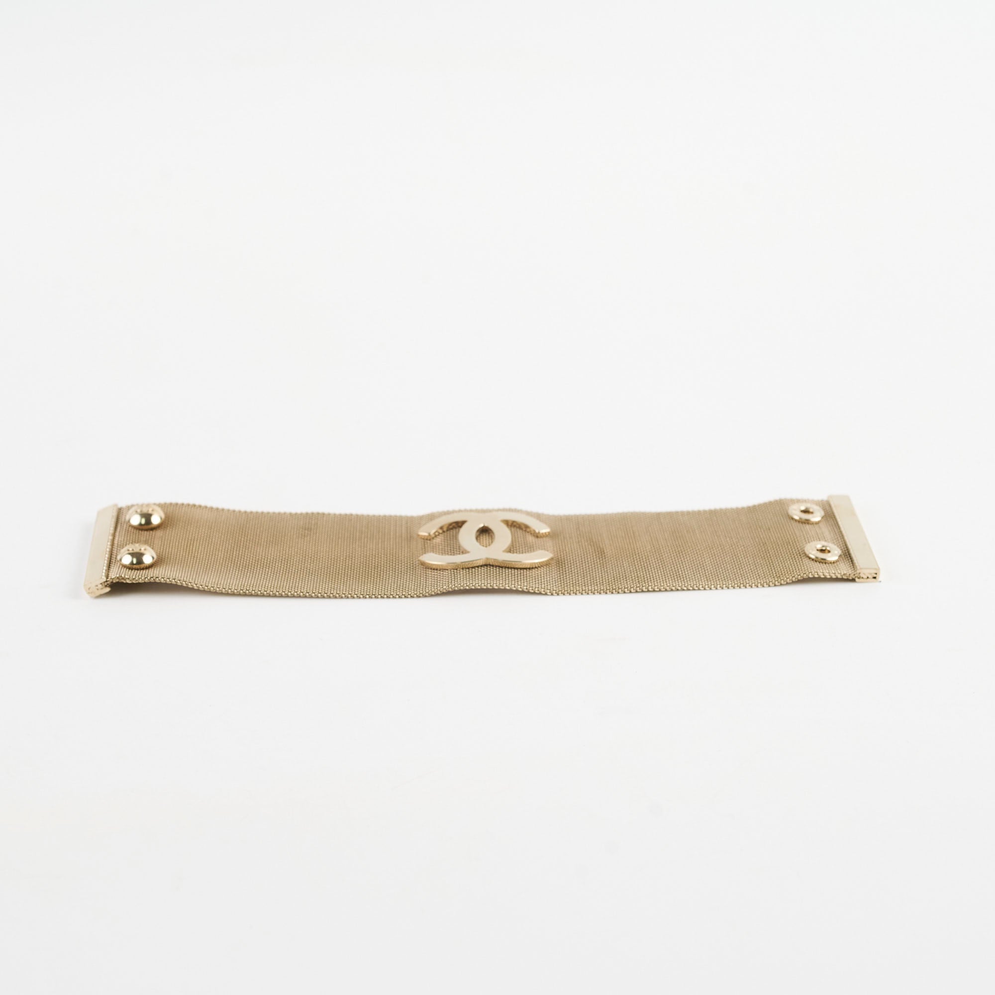 Chanel CC Logo Gold Cuff Bracelet 17cm - Luxury Fashion Jewelry for Women, Elegant Gift for Her - Perfect for Parties, Weddings & Special Occasions