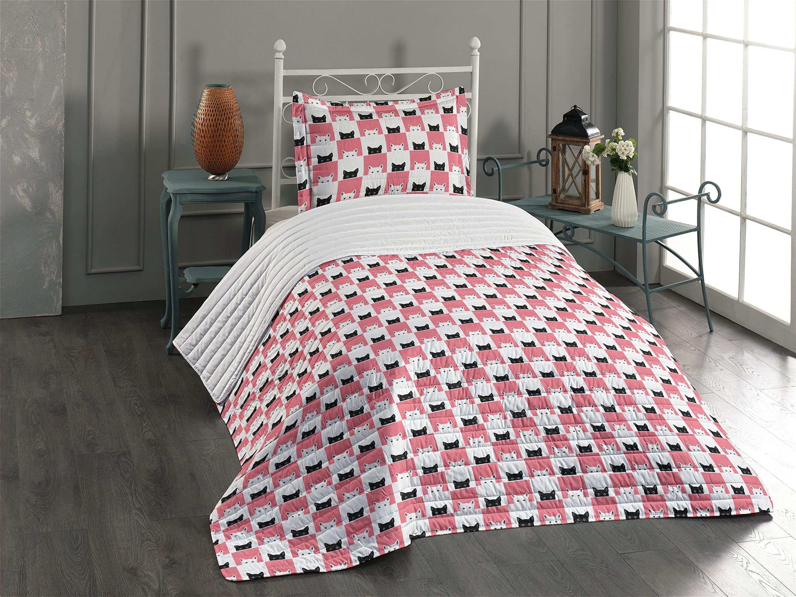 Lunarable Cats Microfiber Bedspread Set - Chess Board Design with Kittens, Feline Pet Pattern Retro Mosaic - Soft Twin Size Bedding Set with Pillow Sham & Comforter in White Black Pink - Perfect for Cat Lovers' Bedroom Decor and Cozy Pet-Friendly Home