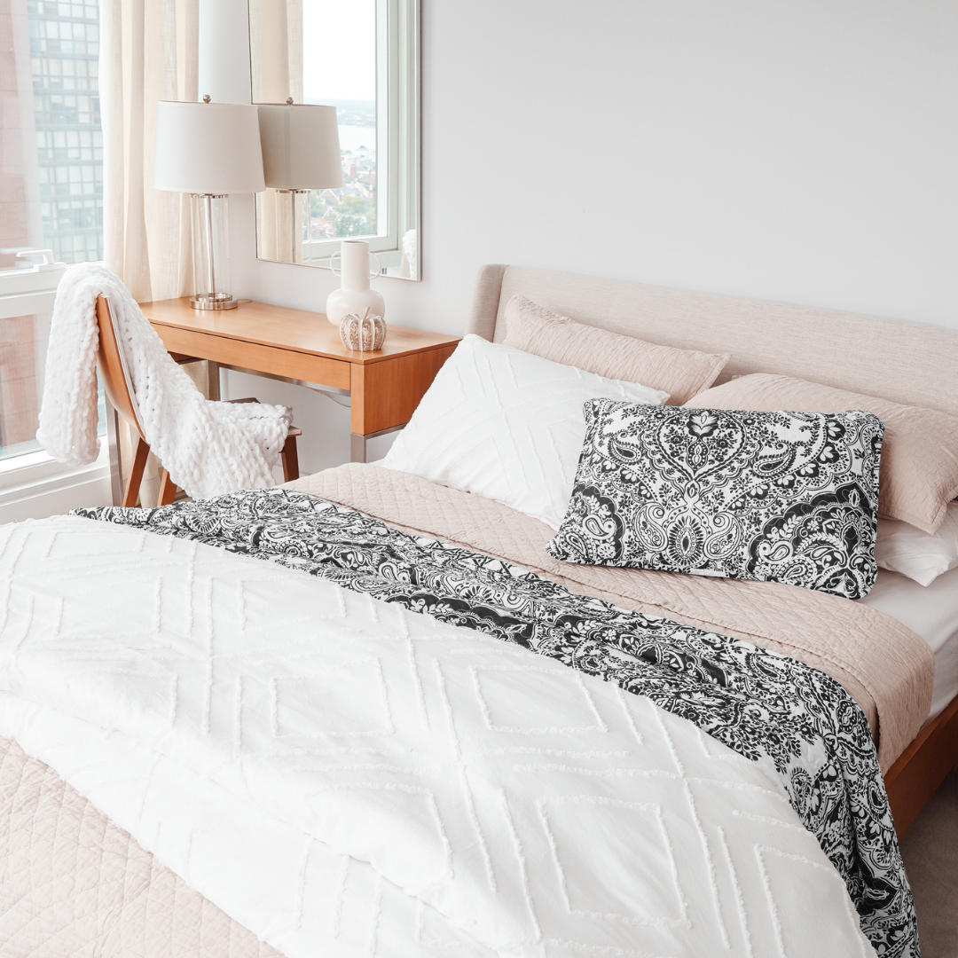 Luxury Diamond Clip Jacquard Duvet Cover Set - 3 Piece Bedding Set for Queen/King Size - Soft & Breathable Comforter Cover for Modern Bedroom Decor