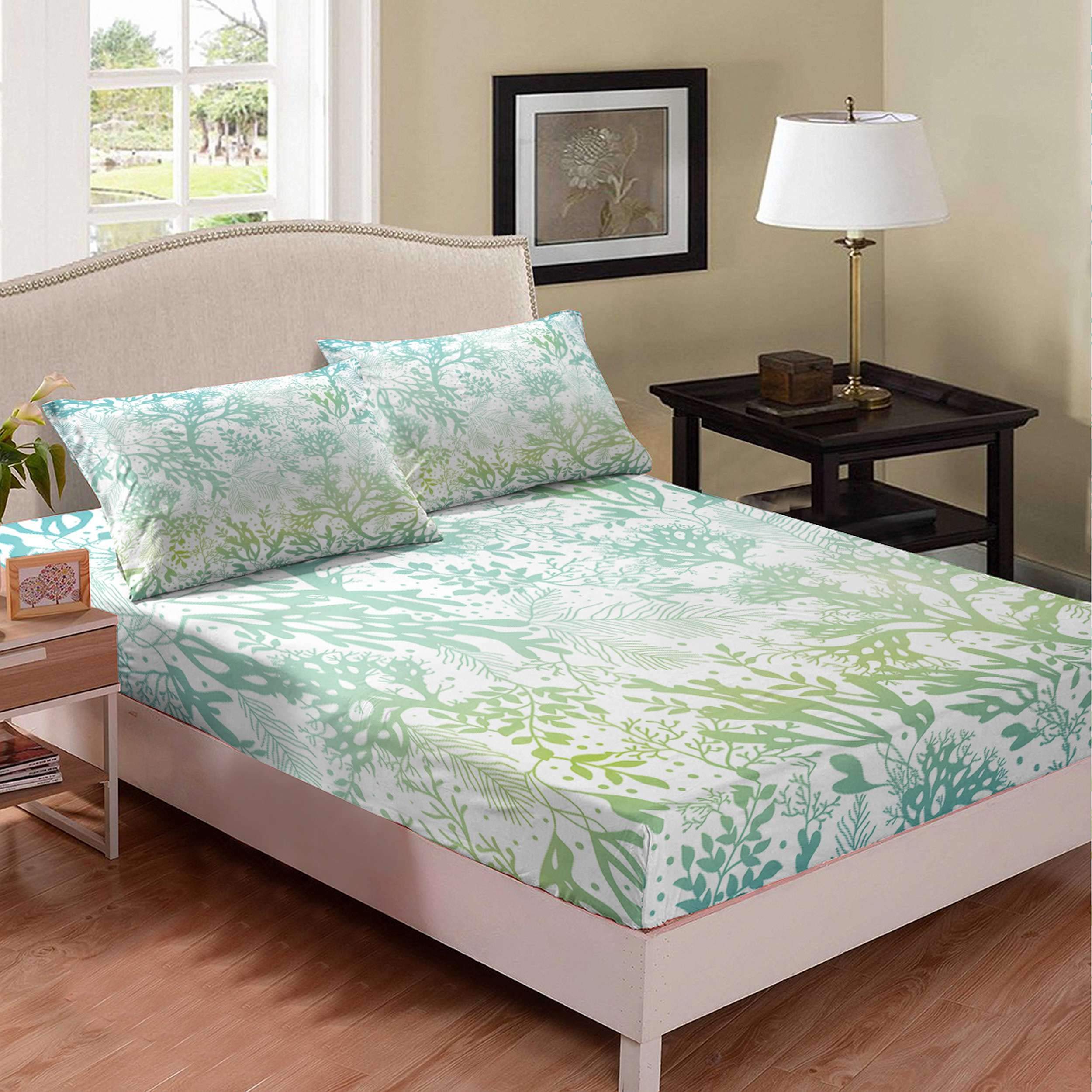 Queen Size Tropical Green Leaves Bed Fitted Sheet Set - Ultra Soft Microfiber 3pc Bedding (1 Fitted Sheet + 2 Pillowcases) with All-Around Elastic Pocket - Breathable Summer Bed Sheets for Young Adult Bedroom Decor - Perfect for Beach House, Boho Chic or Tropical Themed Bedrooms