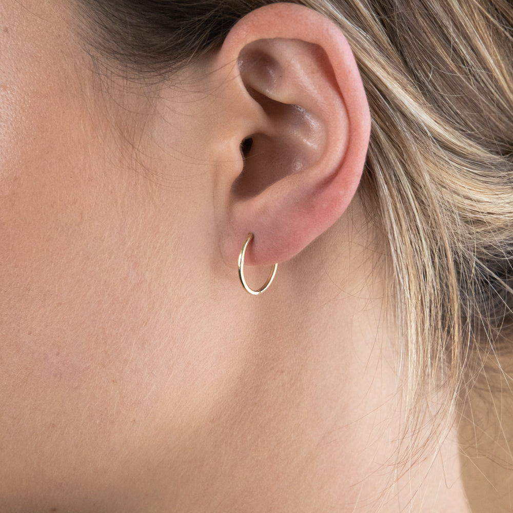 9ct Yellow Gold Plain Hinged Hoop Earrings for Women - Classic Everyday Jewelry for Work, Date & Special Occasions