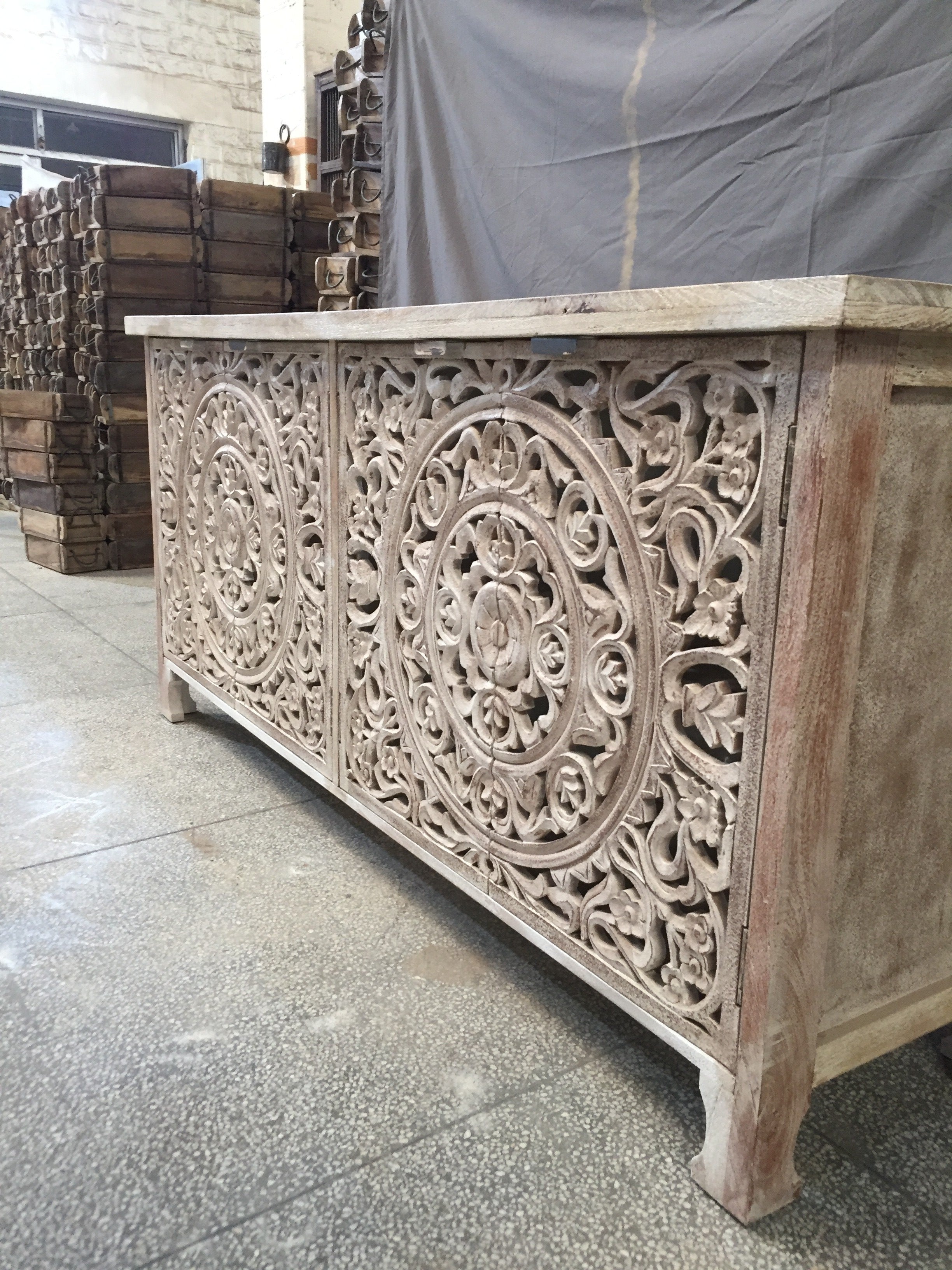 Handcrafted Indian Solid Wood Sideboard with Carved Doors - Elegant Storage Cabinet for Dining Room, Living Room & Entryway
