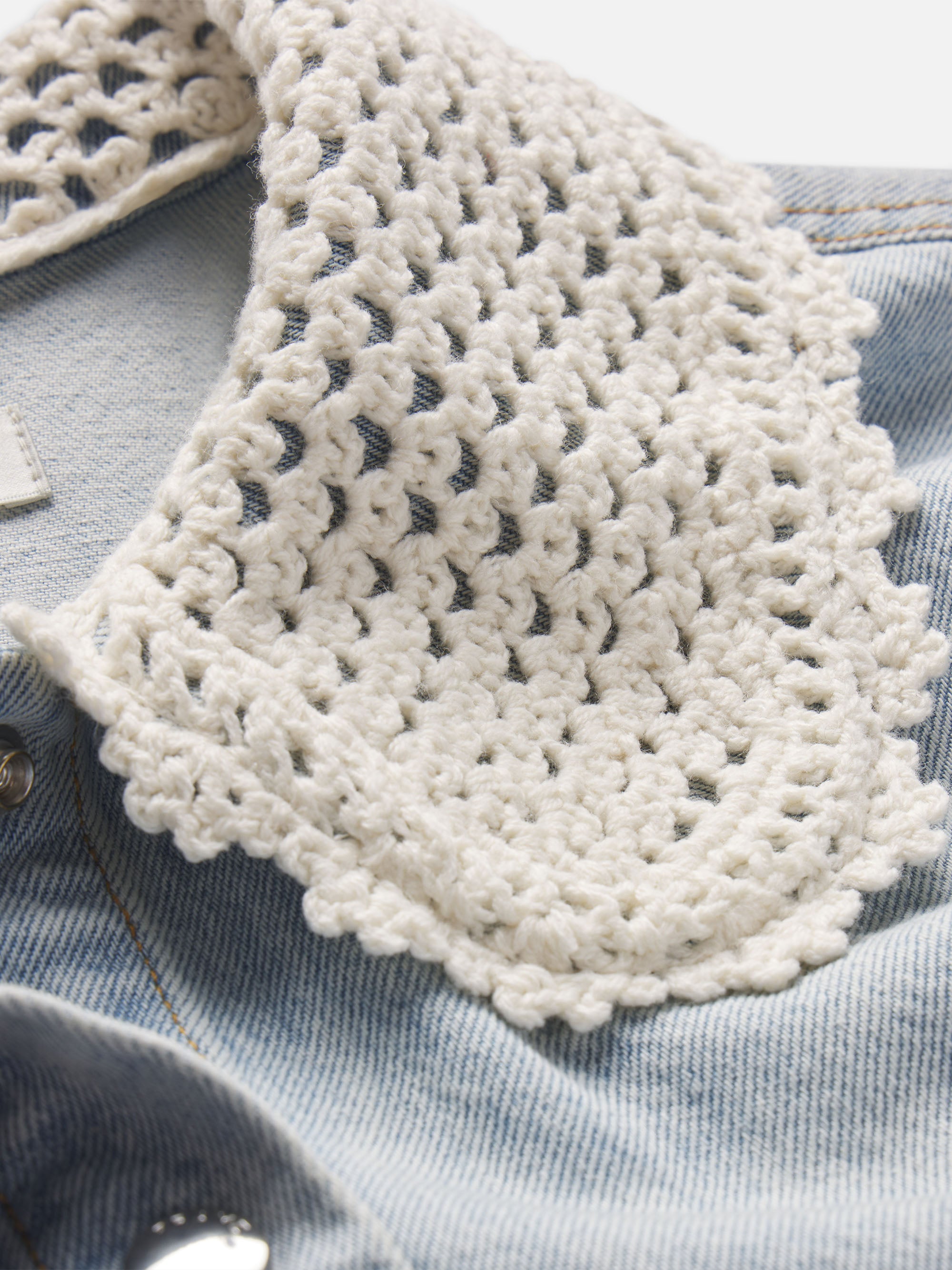 Stylish Crochet Collar Shirt for Women - Elegant Florida Summer Fashion - Perfect for Beach Vacations & Outdoor Parties