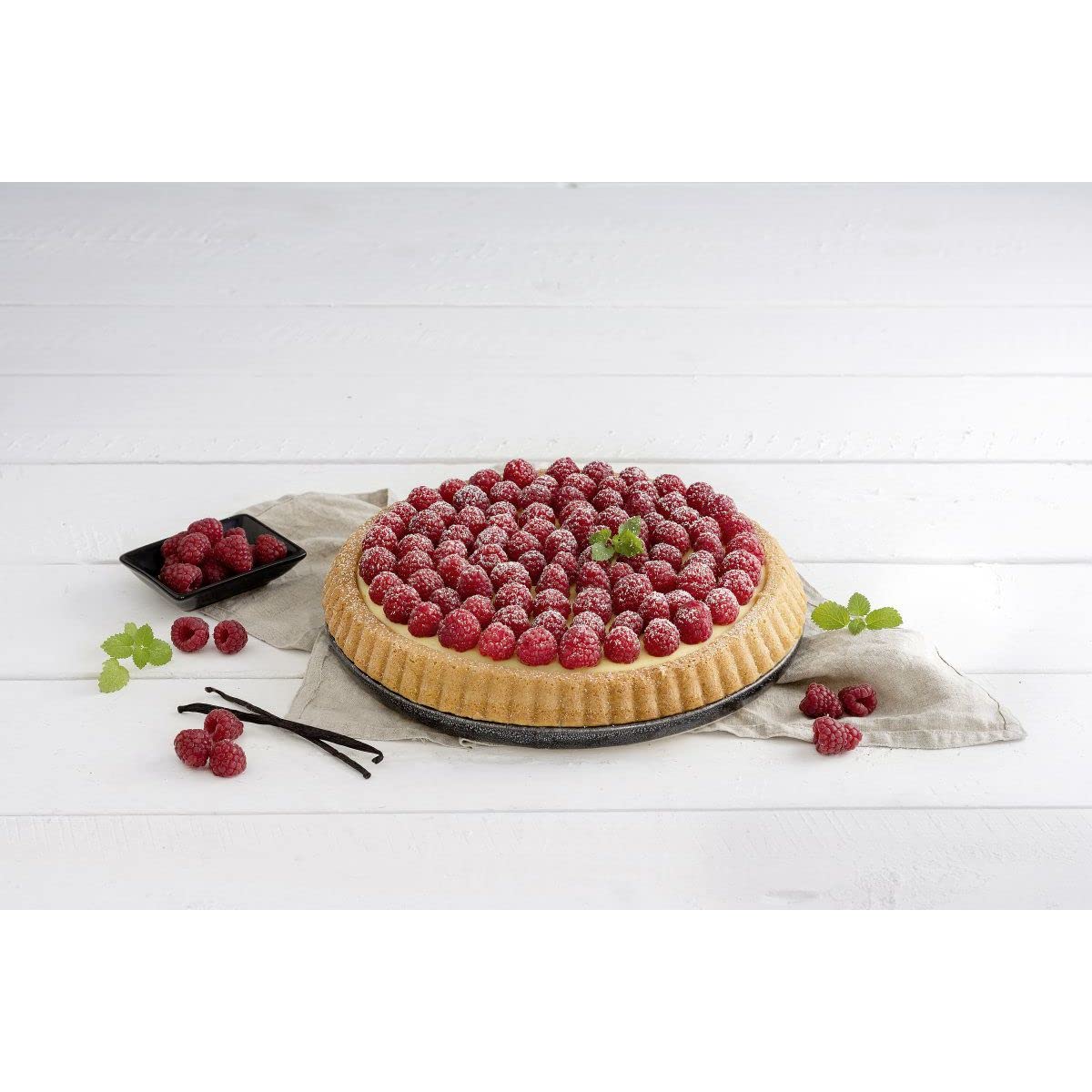 Zenker 11.81 Inch Non-Stick Pie Pan - Black Metallic Baking Dish for Apple, Pumpkin & Cherry Pies - Perfect for Thanksgiving, Christmas & Holiday Baking