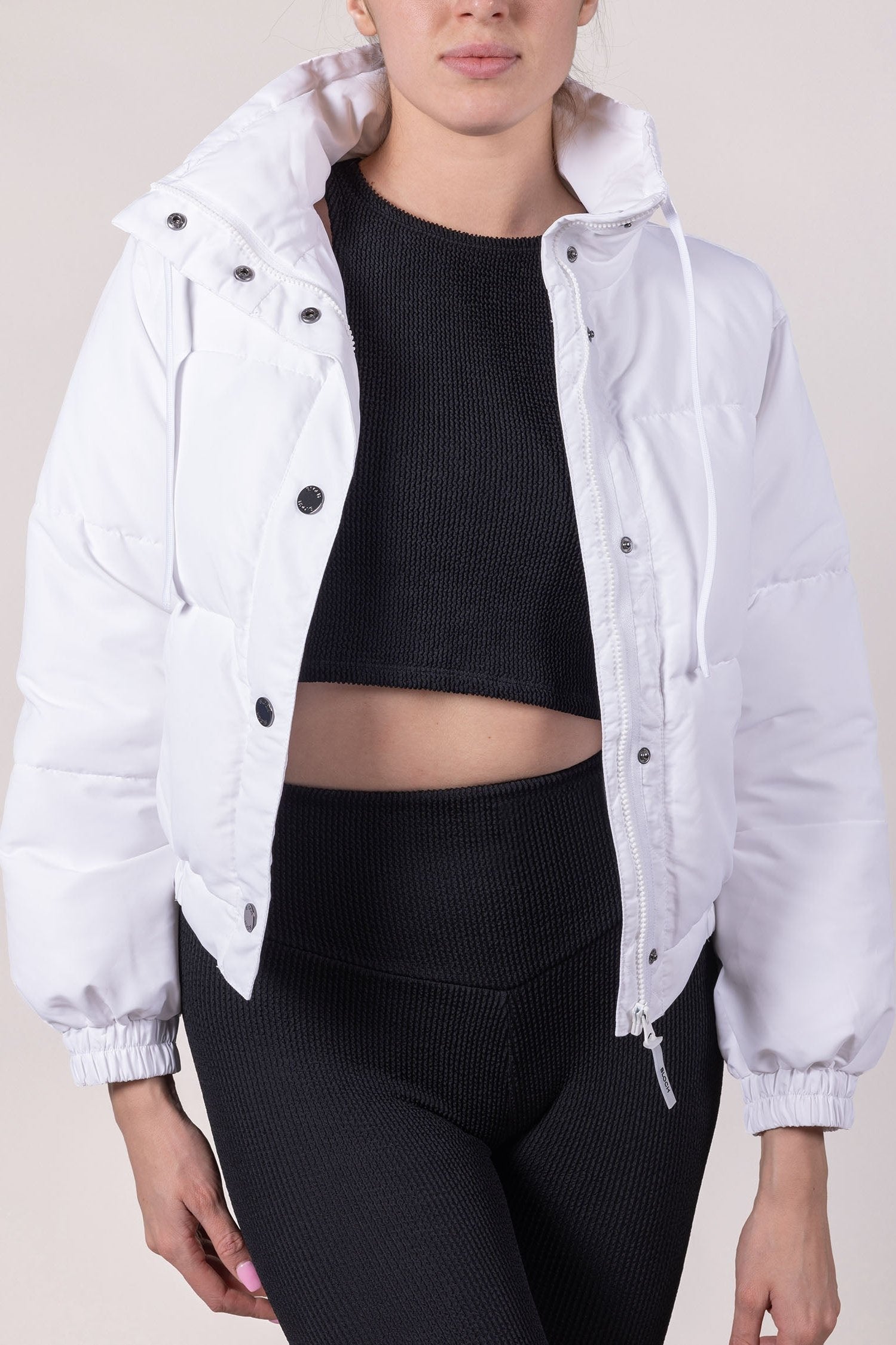 Bloch Women's Cropped Puffer Jacket - Lightweight Winter Coat for Outdoor Activities & Daily Wear