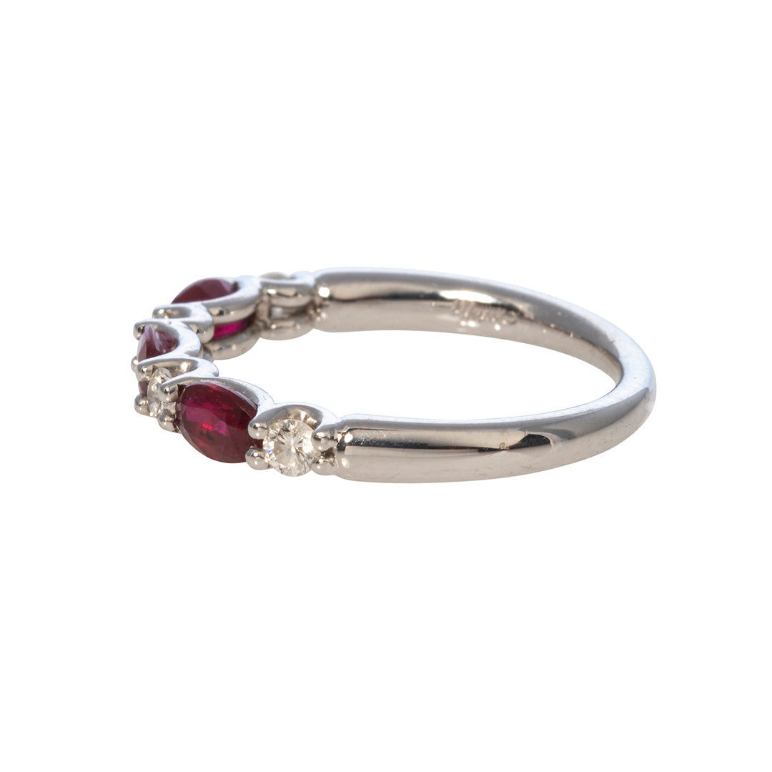 18K White Gold Oval Ruby & Round Diamond Wedding Band - Elegant Engagement Ring for Women, Perfect for Proposals, Anniversaries, and Special Occasions
