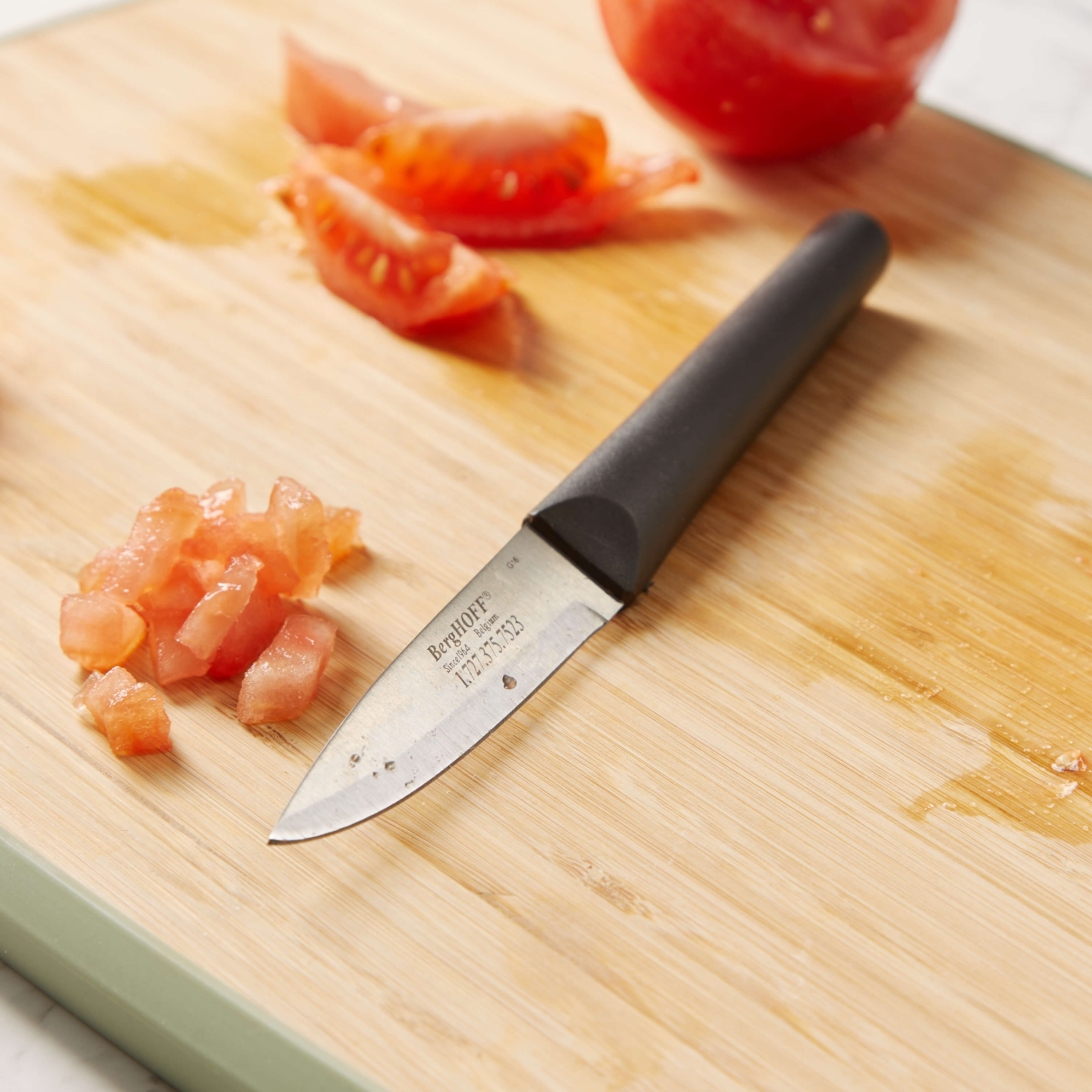 BergHOFF Geminis 4-Piece Stainless Steel Paring Knife Set - Sharp Kitchen Knives for Peeling, Slicing & Precision Cutting - Perfect for Fruits, Vegetables & Small Food Prep