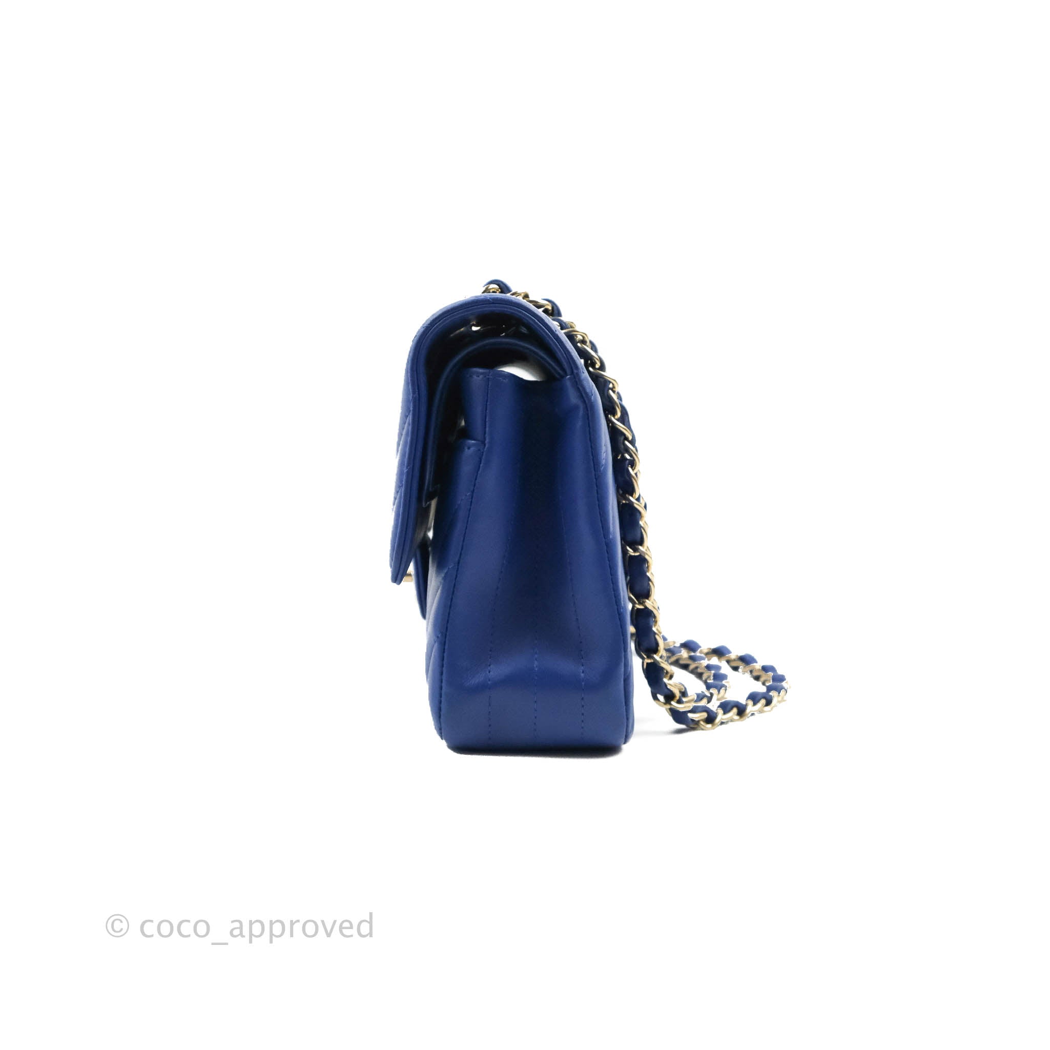 Chanel Classic M/L Medium Chevron Double Flap Bag in Blue Lambskin with Gold Hardware - Luxury Handbag for Women, Perfect for Parties, Dating & Special Occasions