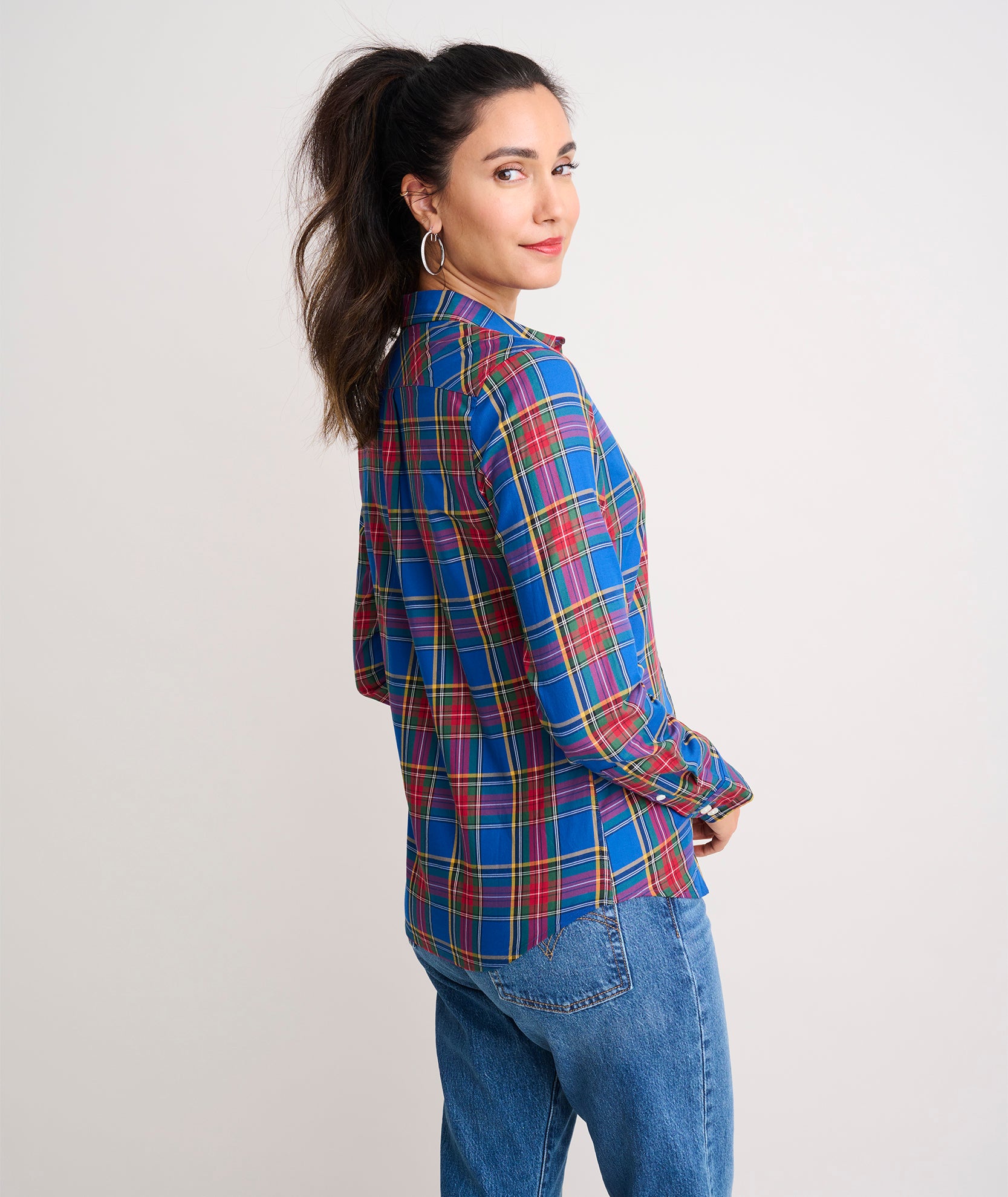 Stylish Cotton Plaid Sadie Shirt for Women - Soft & Comfortable Casual Button-Down Top - Perfect for Office, Date Night & Weekend Outings