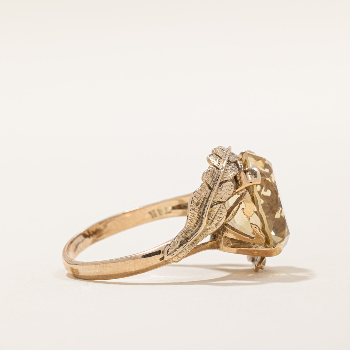 Lemon Quartz Cocktail Ring - 8.50 Carat Genuine Stone - Size 9.5 - Elegant Statement Jewelry for Evening Parties, Weddings & Special Occasions