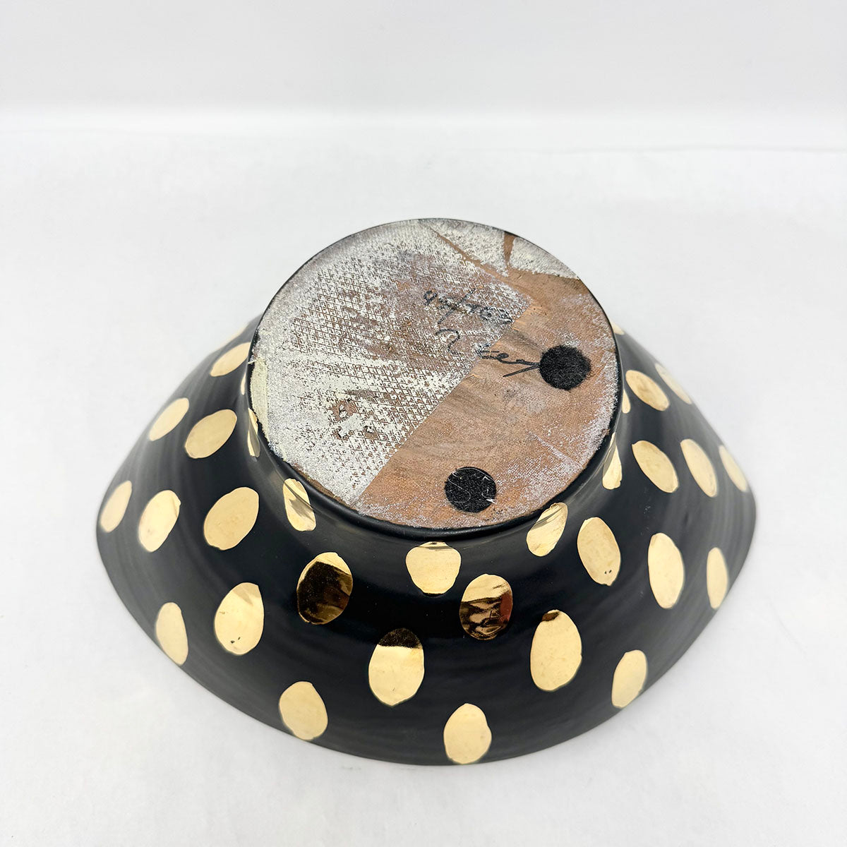 Elegant Black and Gold Polka Dot Ceramic Bowl - Stylish Serving Dish for Parties, Home Decor & Gift Giving