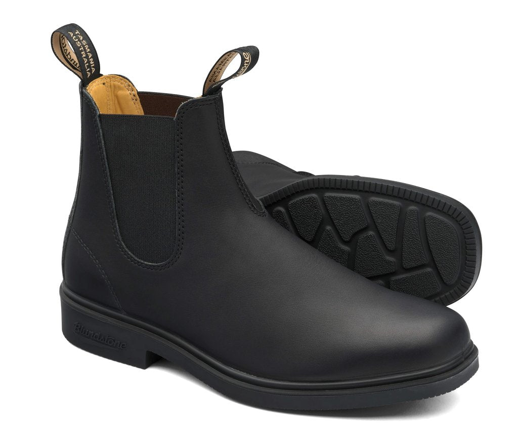 Blundstone 068 Dress Chelsea Boots - Black Leather Ankle Boots for Men & Women | Perfect for Office, Casual Wear & Outdoor Activities