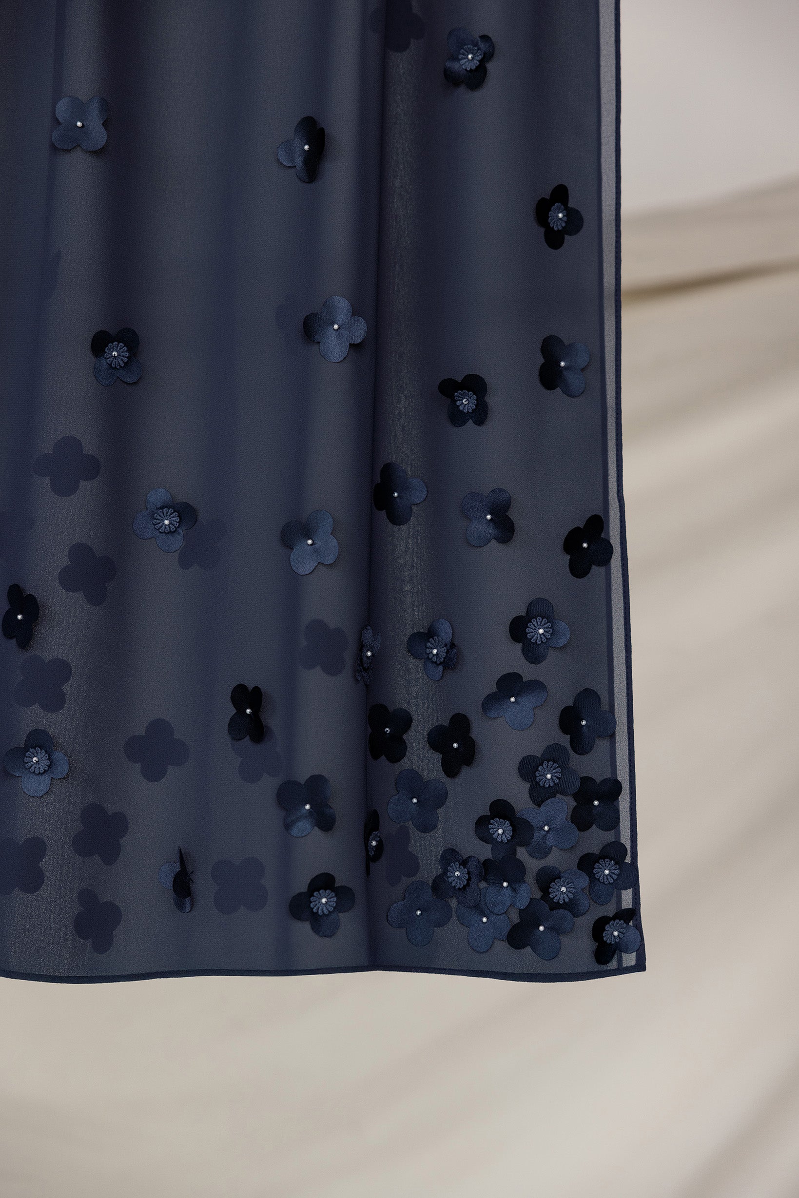 Navy Petals - Premium Artificial Silk Flower Petals for Wedding Decor, Party Centerpieces, and Home Decoration