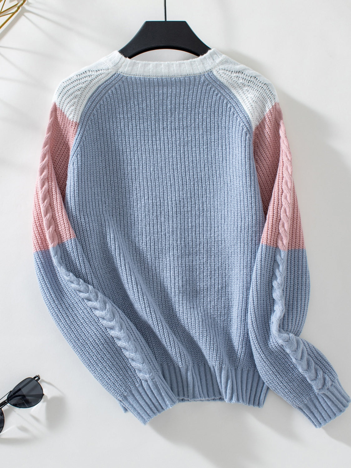 Color Block Round Neck Long Sleeve Sweater for Women - Soft Knit Pullover Winter Tops - Casual Office Wear & Holiday Outfits