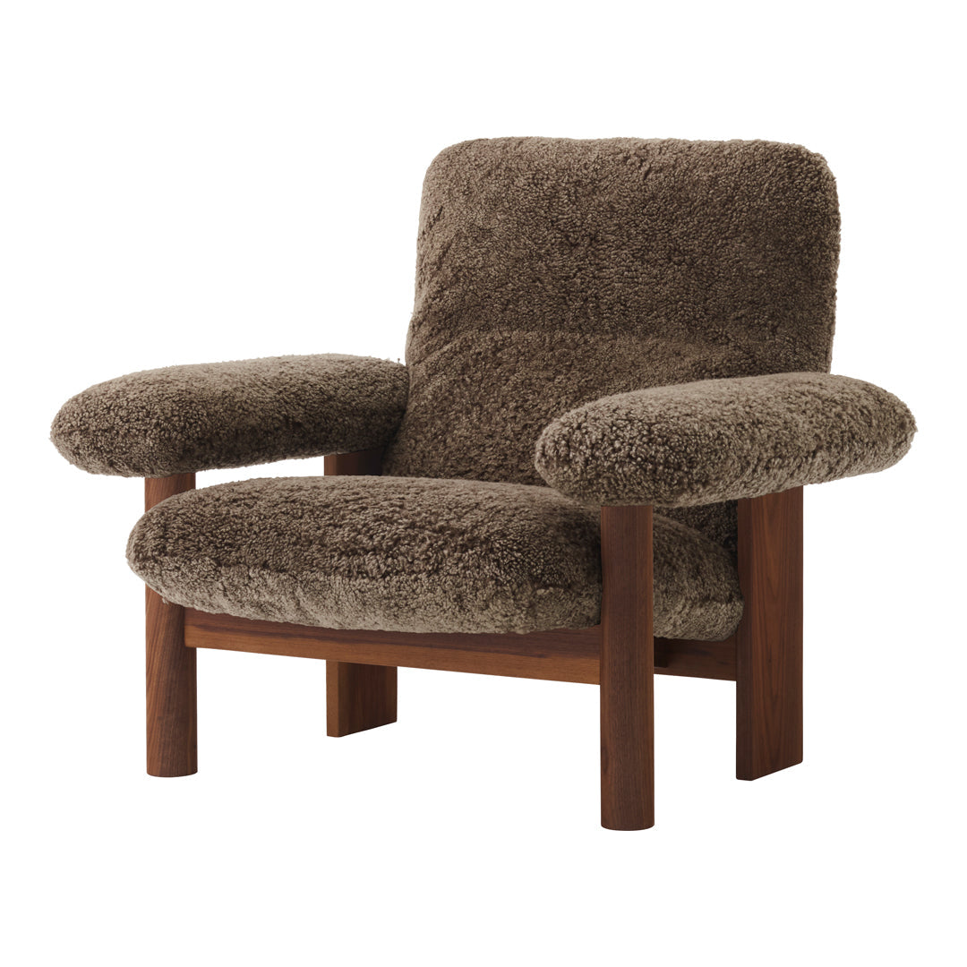 Brasilia Lounge Chair - Mid Century Modern Accent Chair for Living Room, Bedroom & Office - Comfortable Upholstered Armchair with Wooden Legs - Perfect for Relaxing, Reading & Lounging