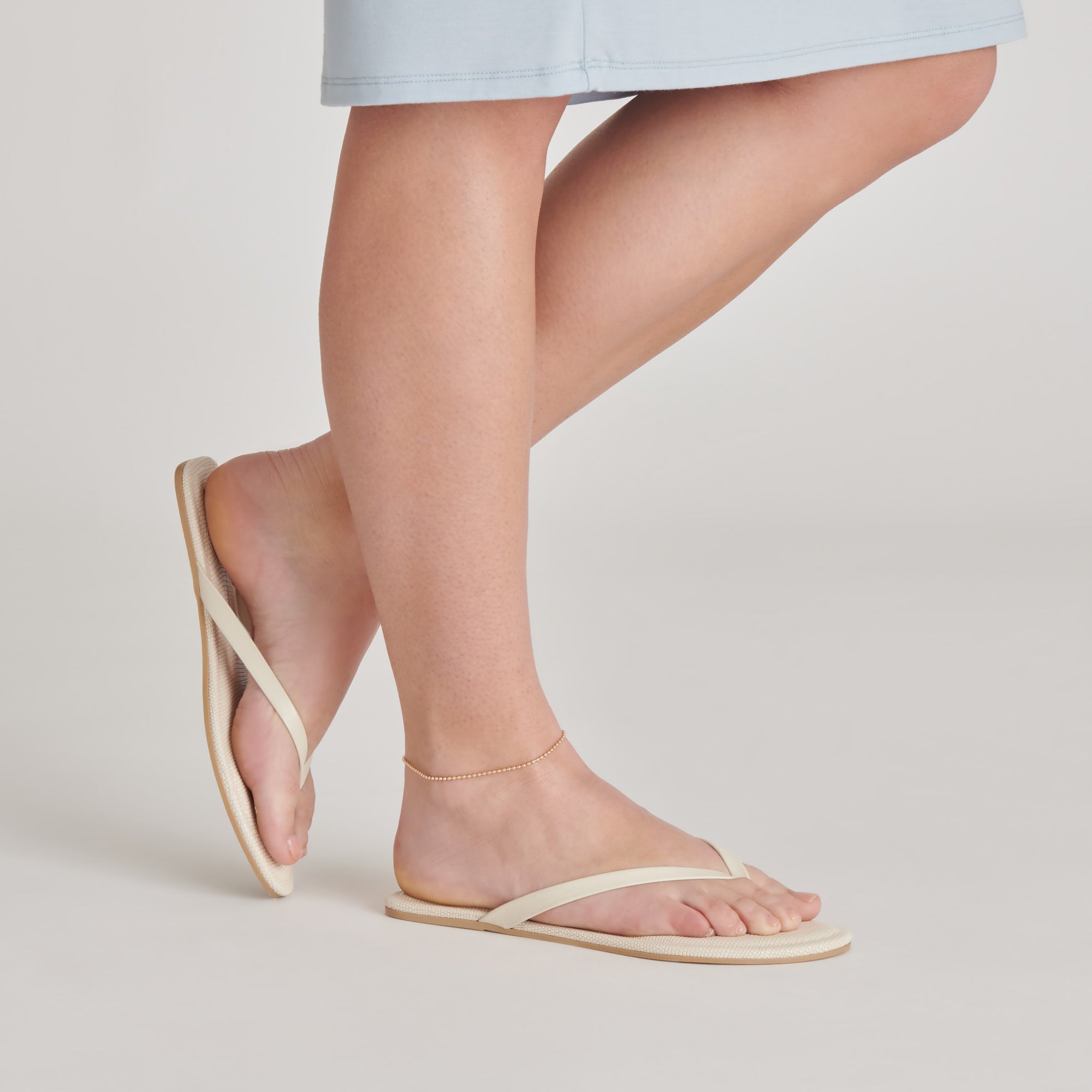 LAYNEY Women's Ivory Leather Sandals - Comfortable & Stylish Summer Casual Shoes for Beach, Walking & Outdoor Activities
