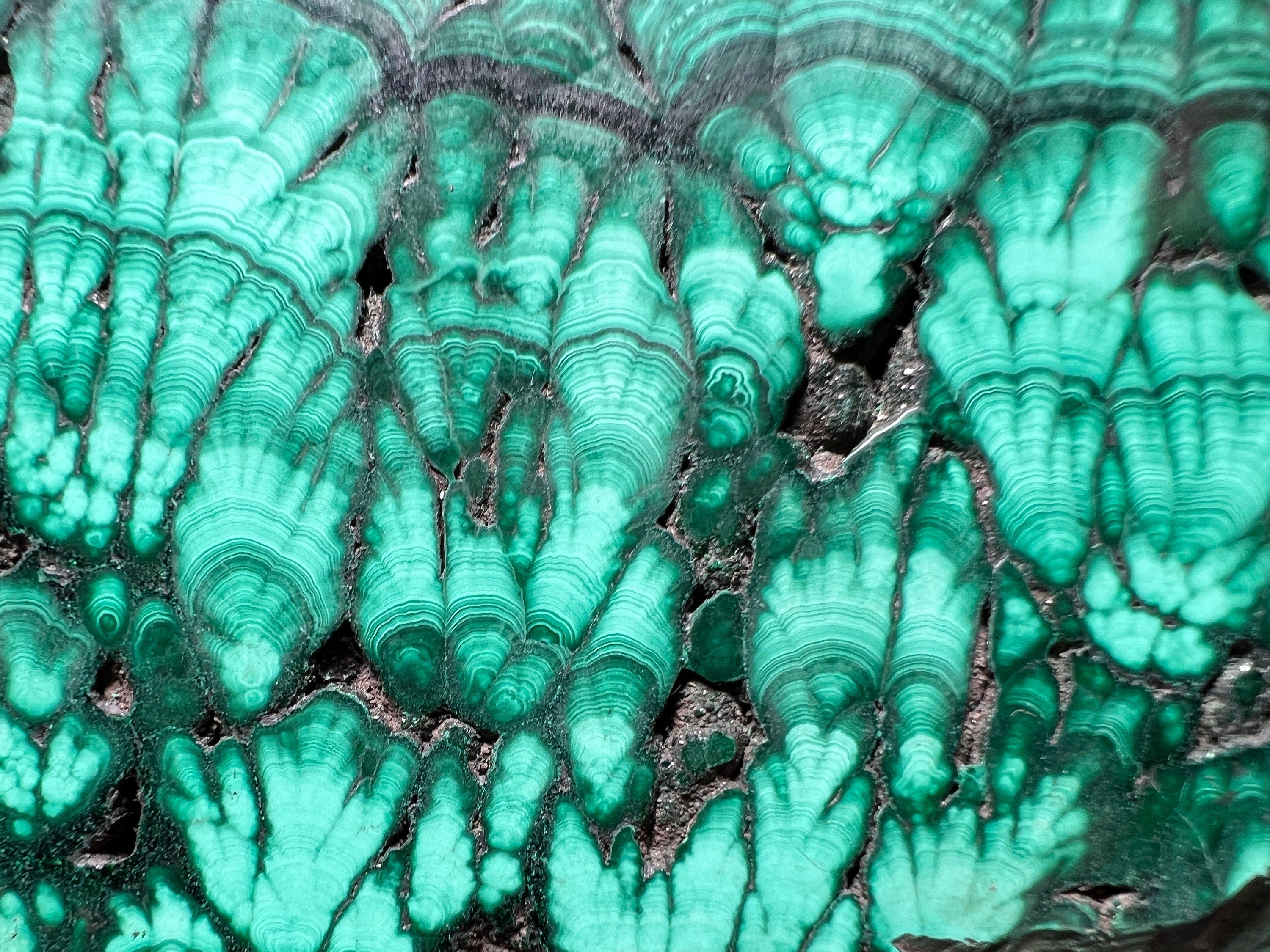 Premium Malachite Crystal Slab - Natural Green Malachite Stone for Jewelry Making, Unique Gifts & Home Decor (50420) | Healing Crystal Display, Meditation Stone, Feng Shui Decor
