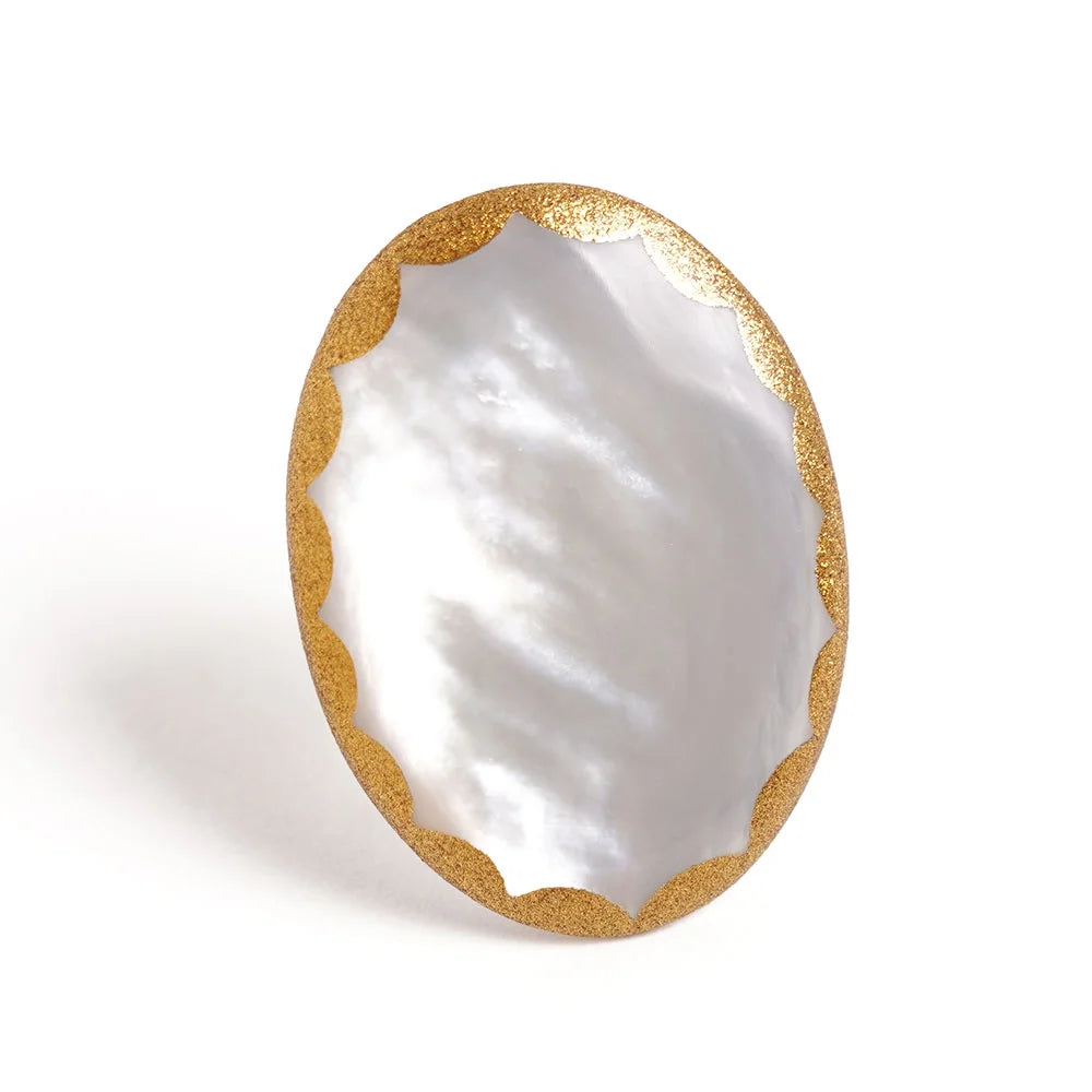 Exquisite Maki-e Urushi Lacquer Brooch with White South Sea Pearl Shell - Traditional Japanese Lacquer Jewelry - Elegant Frame Design for Women's Formal Wear & Special Occasions