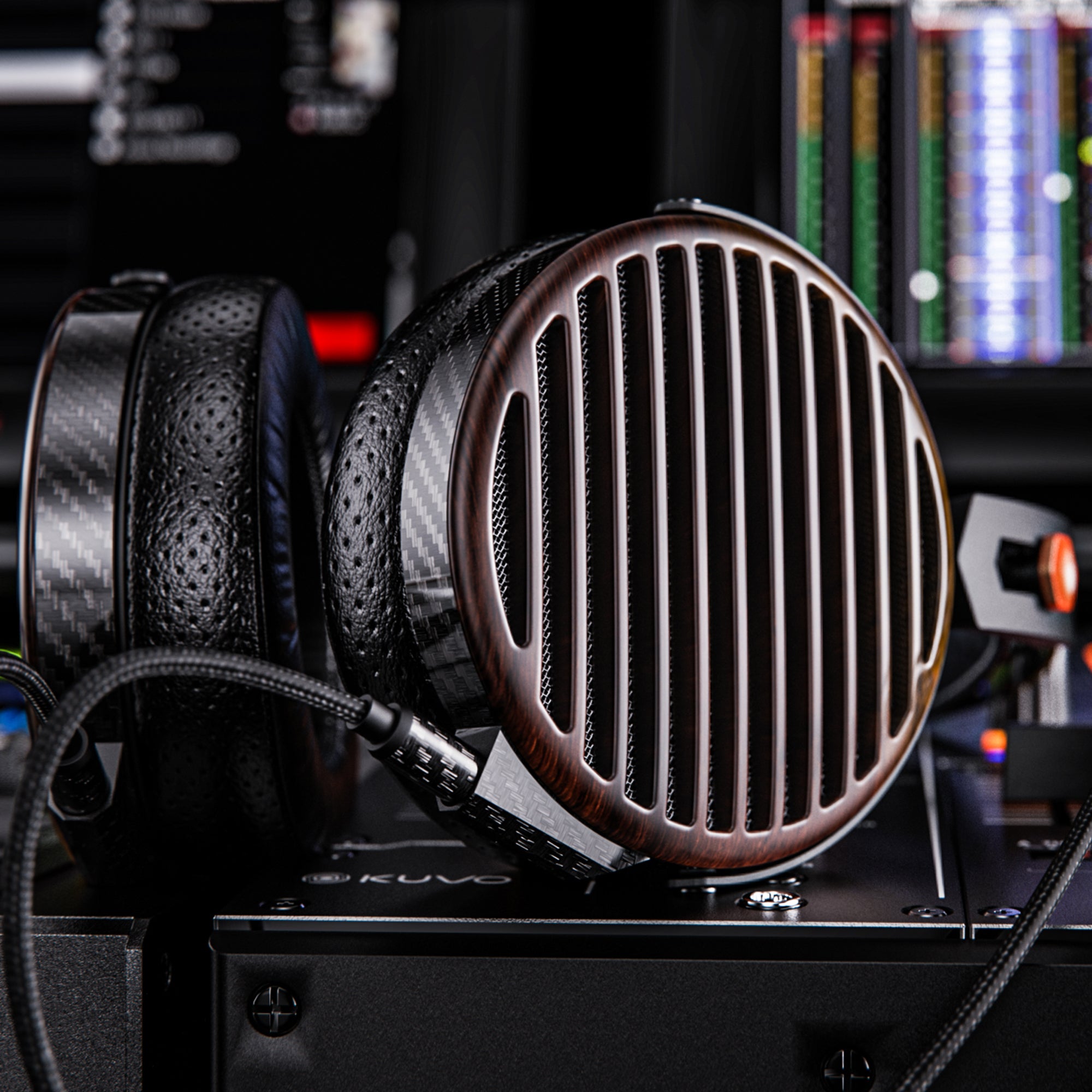 FiiO FT7 Open Back Headphones - High Fidelity Studio Headphones for Audiophiles, Music Lovers & Gaming - Premium Over-Ear Headphones with Wide Soundstage for Home Studio, DJing & Relaxation