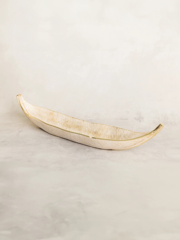 Elegant Gold and White Leaf-Shaped Decorative Bowl for Home Decor, Centerpiece, and Party Serving - Perfect for Dining Table, Wedding, and Holiday Decorations