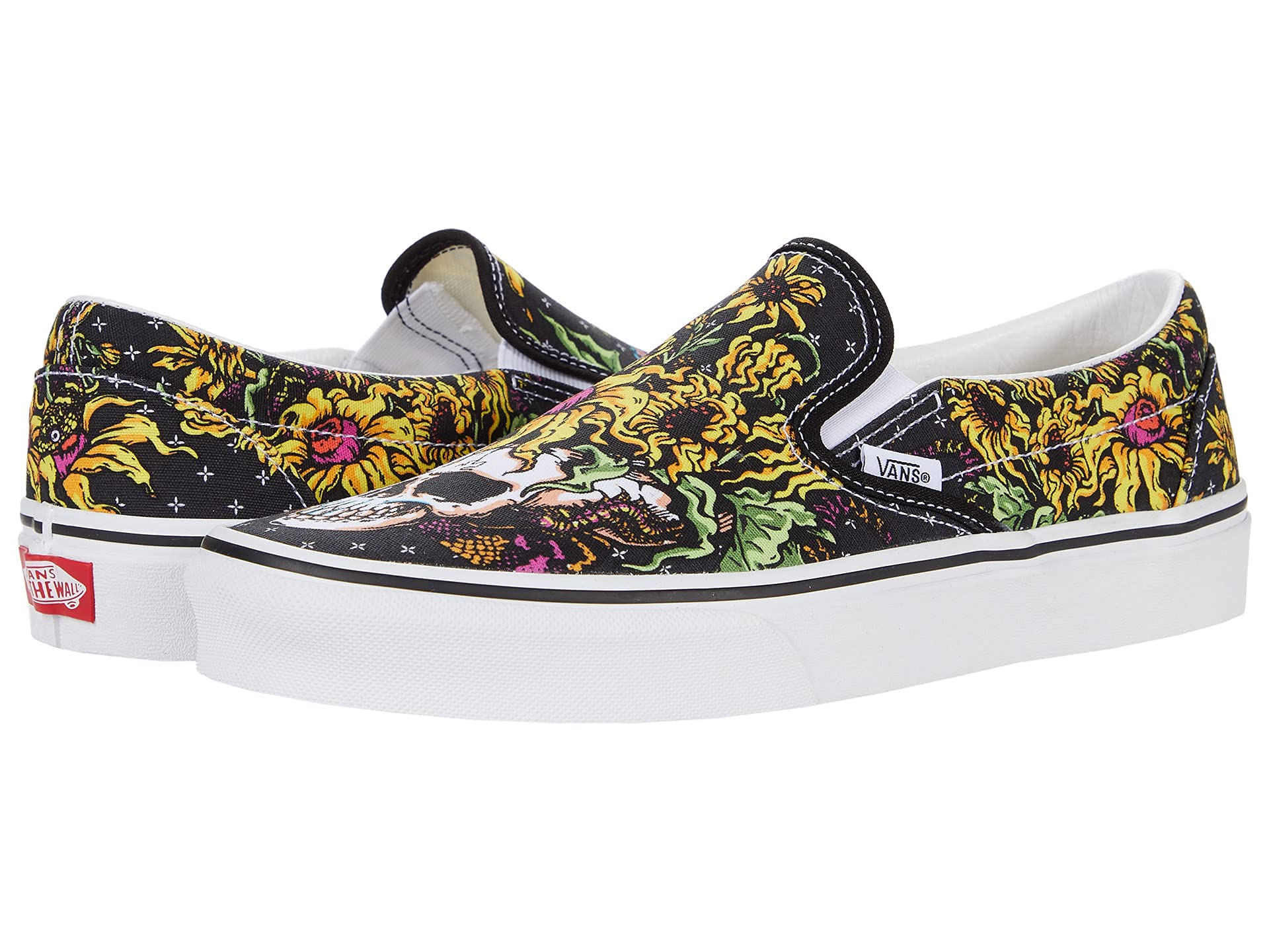Vans Unisex Slip-on Core Classics Sneakers - Lightweight & Comfortable Canvas Shoes for Men & Women - Perfect for Skateboarding, Casual Wear & Street Fashion