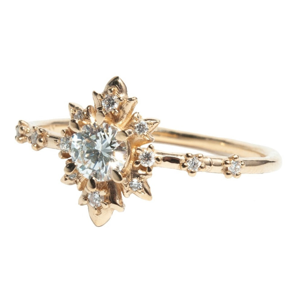 Diamond Engagement Ring for Women - 14K White Gold Solitaire Wedding Band - Perfect for Proposals, Anniversaries & Special Occasions